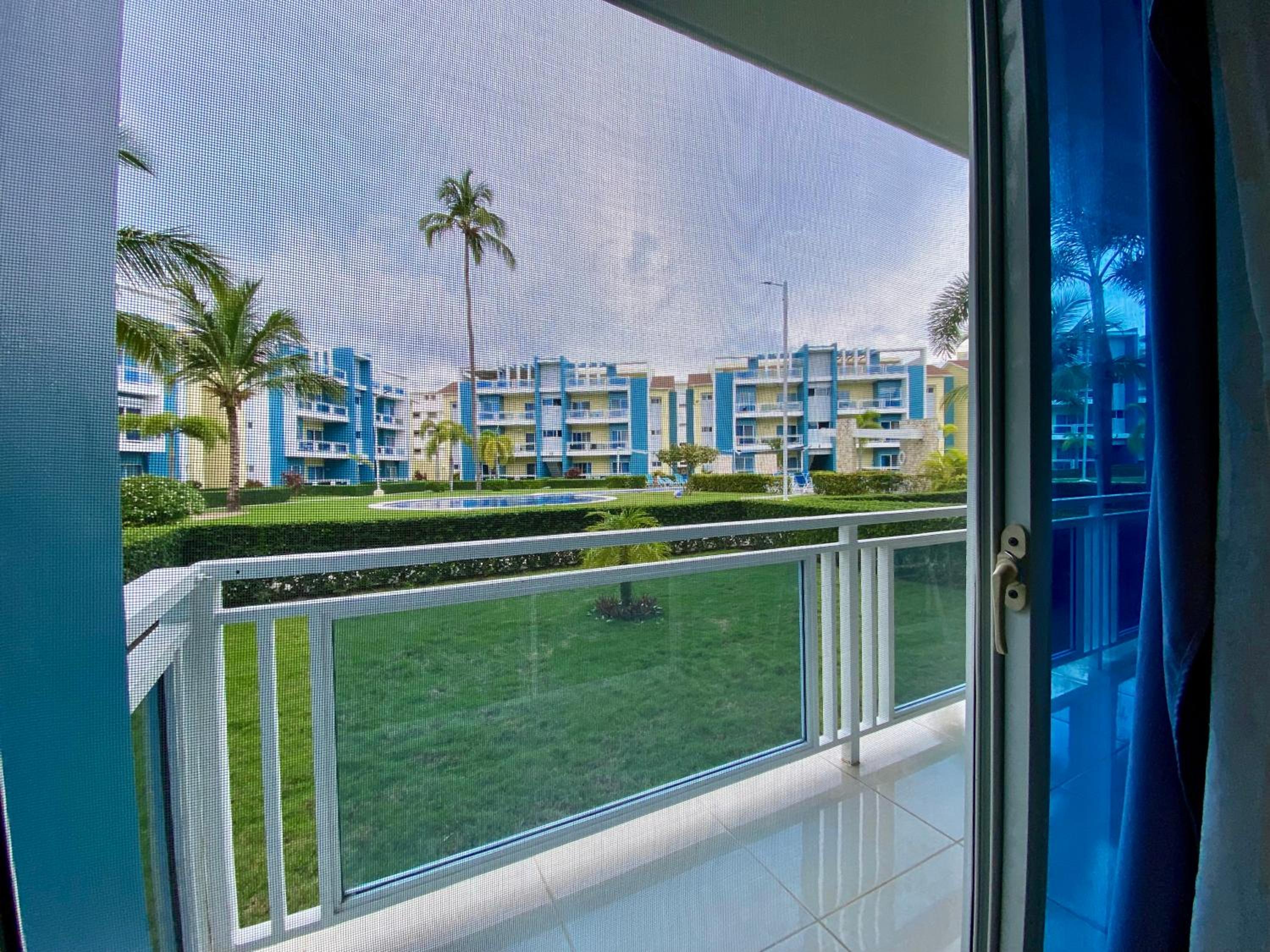 Radiant Realm Residence Free Parking BBQ Central los Corales