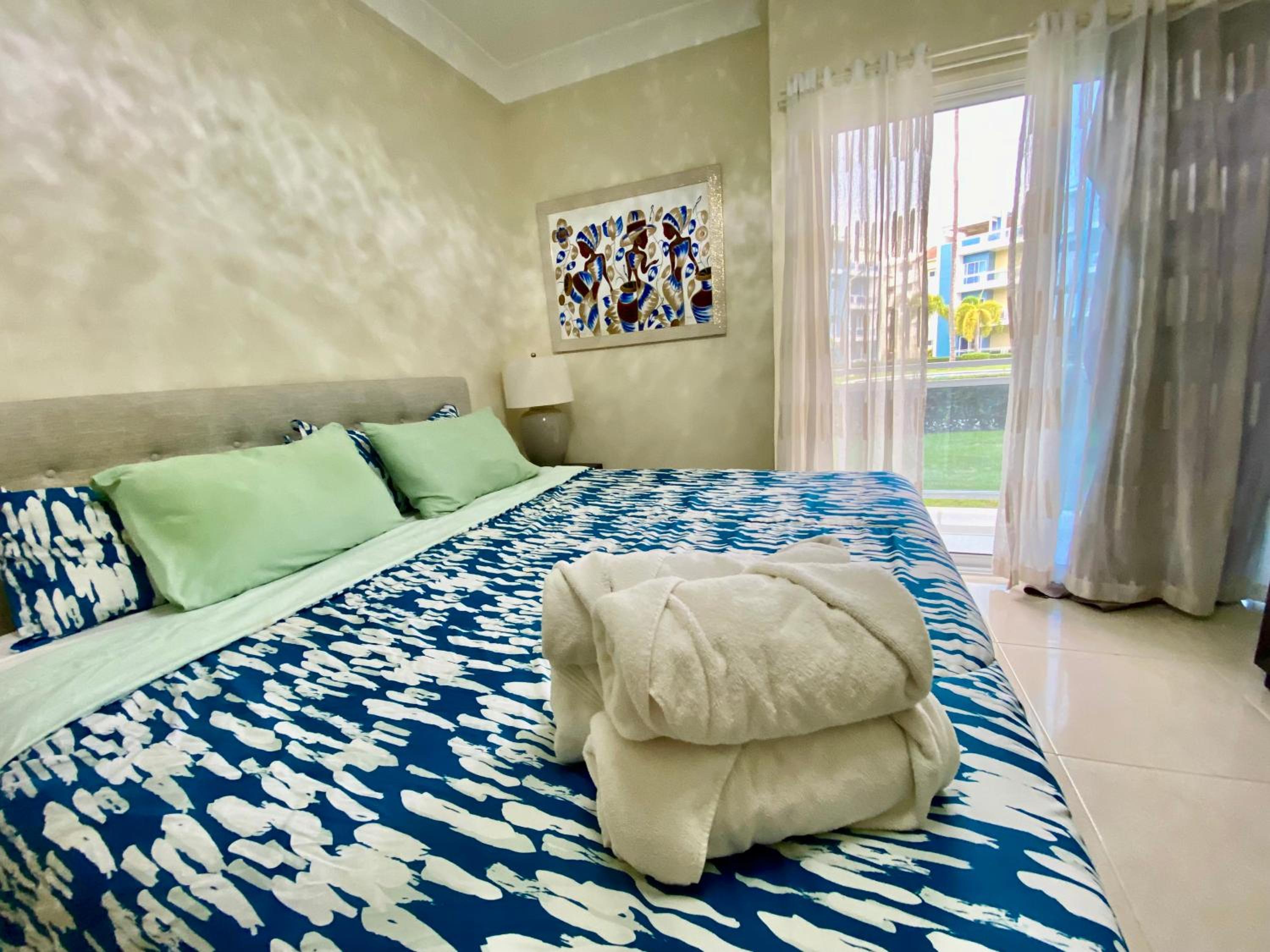 Radiant Realm Residence Free Parking BBQ Central los Corales