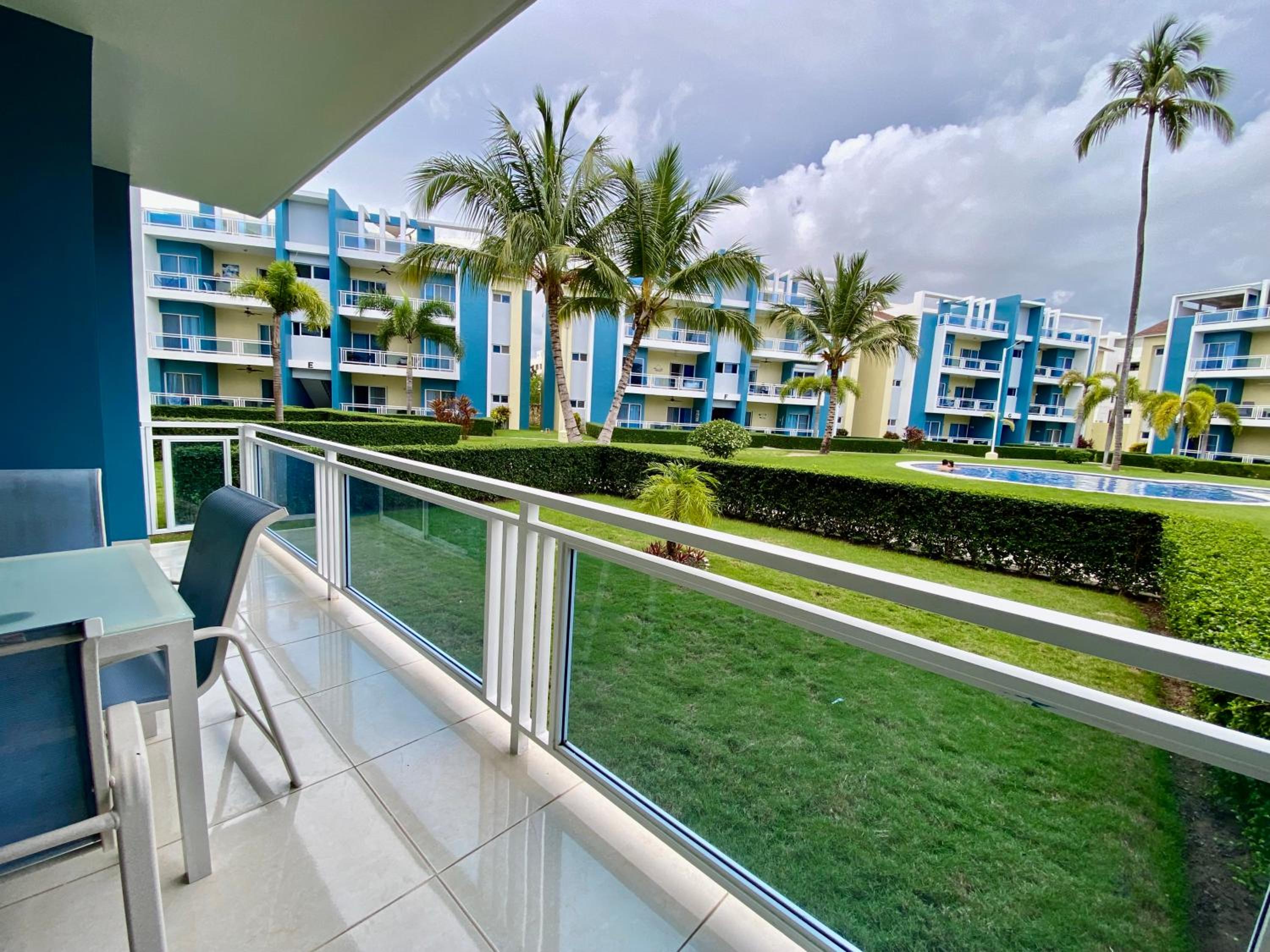 Radiant Realm Residence Free Parking BBQ Central los Corales
