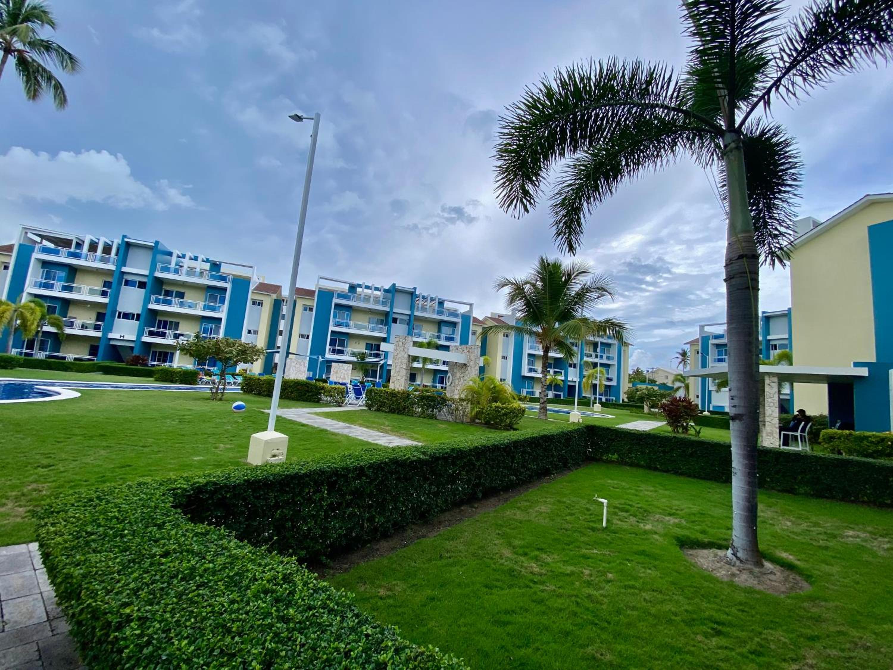 Radiant Realm Residence Free Parking BBQ Central los Corales