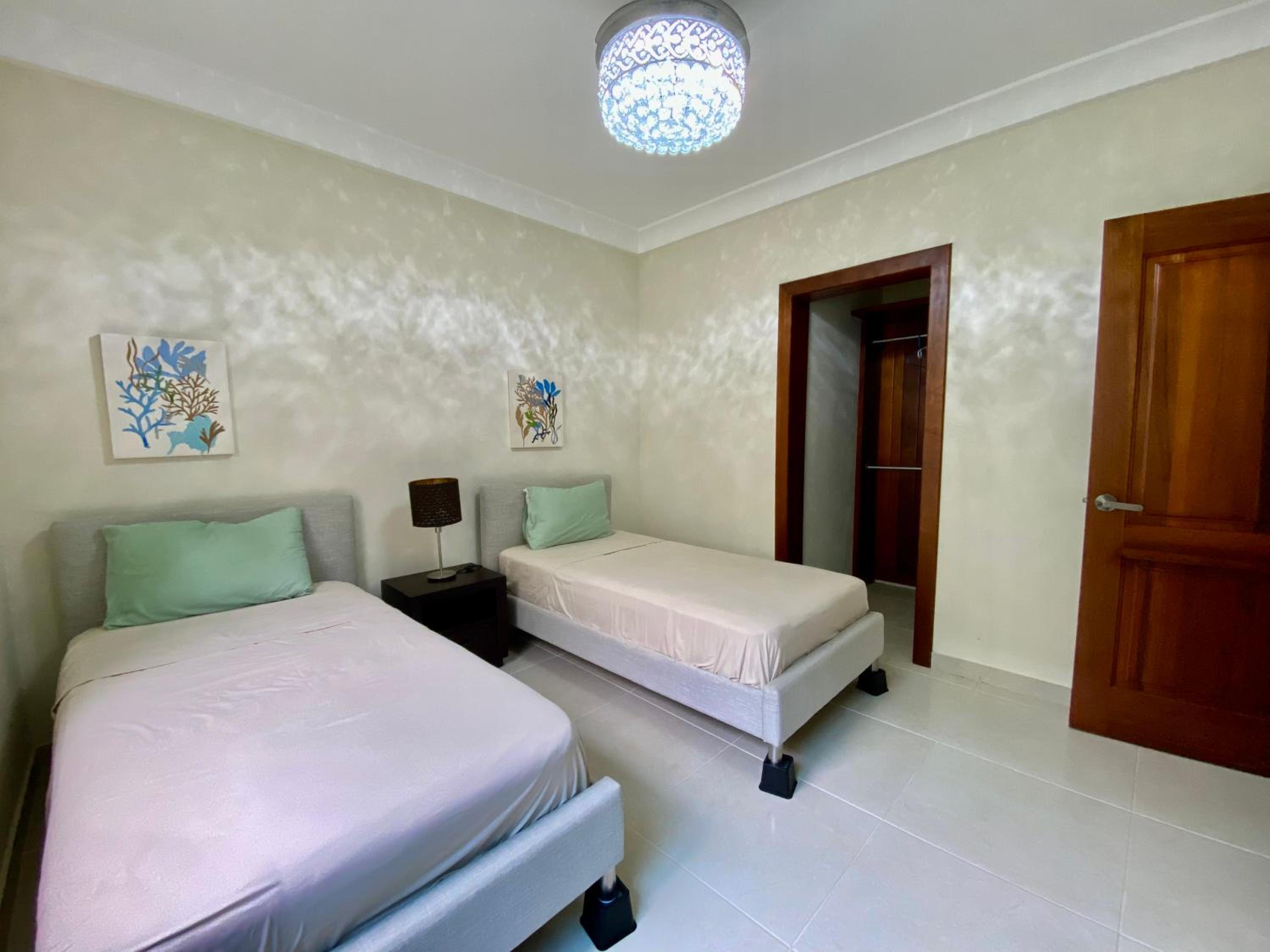 Radiant Realm Residence Free Parking BBQ Central los Corales