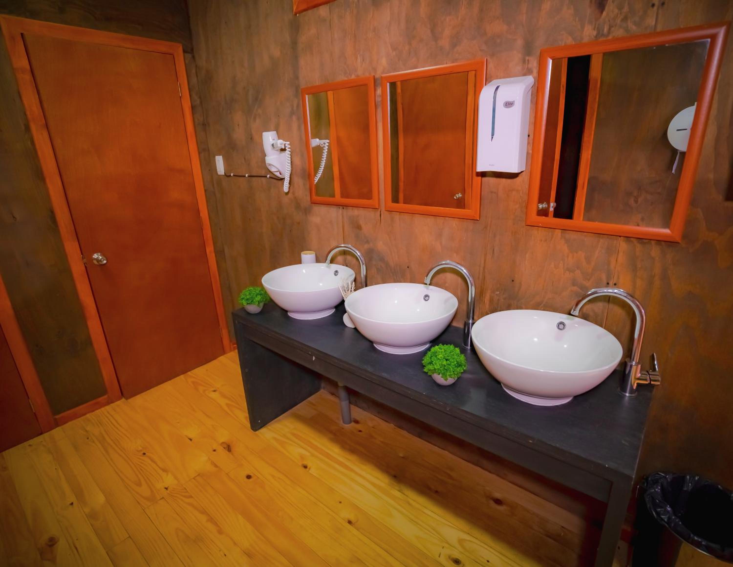 Praderas Los Peumos Glamping-Cabañas