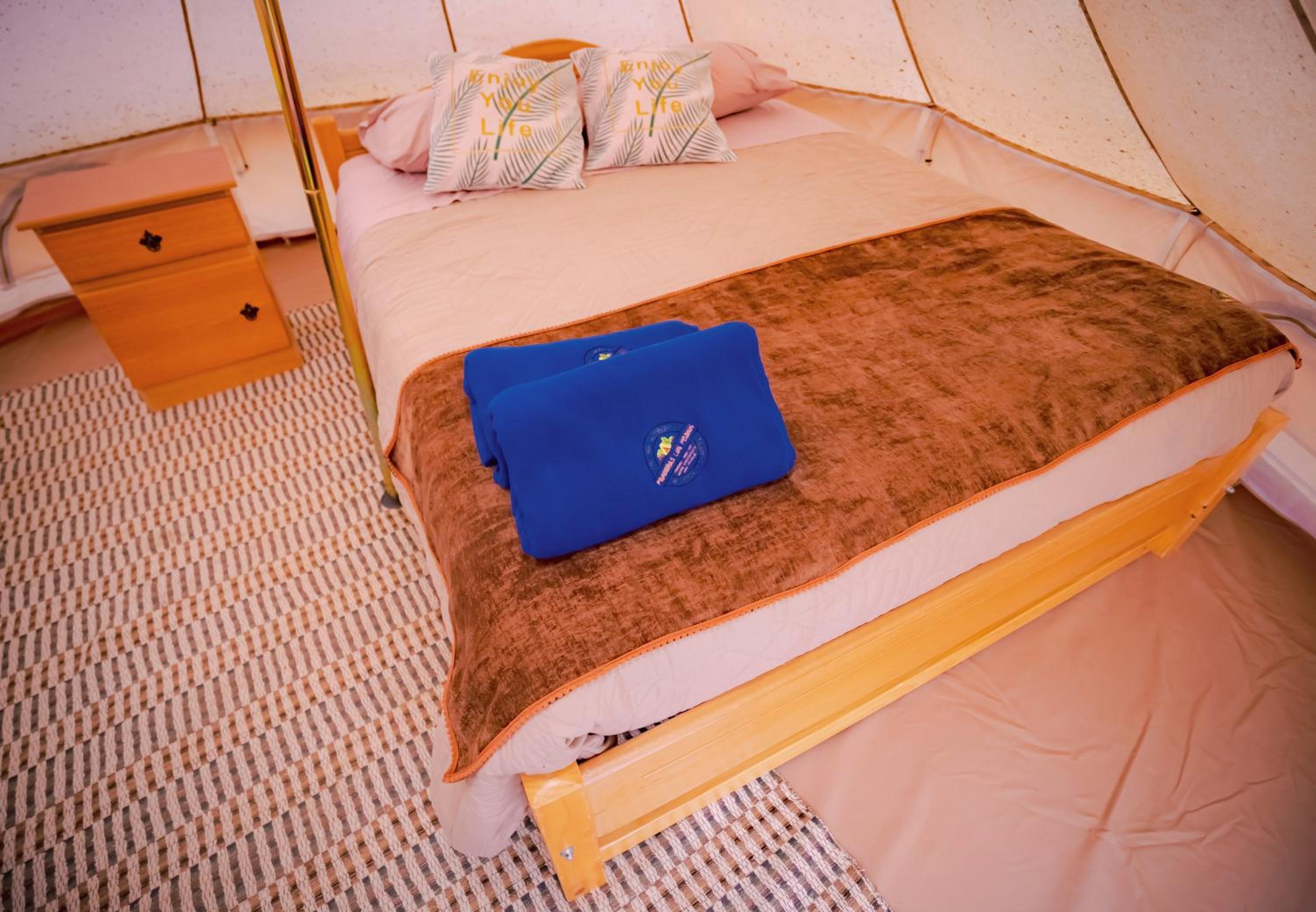 Praderas Los Peumos Glamping-Cabañas