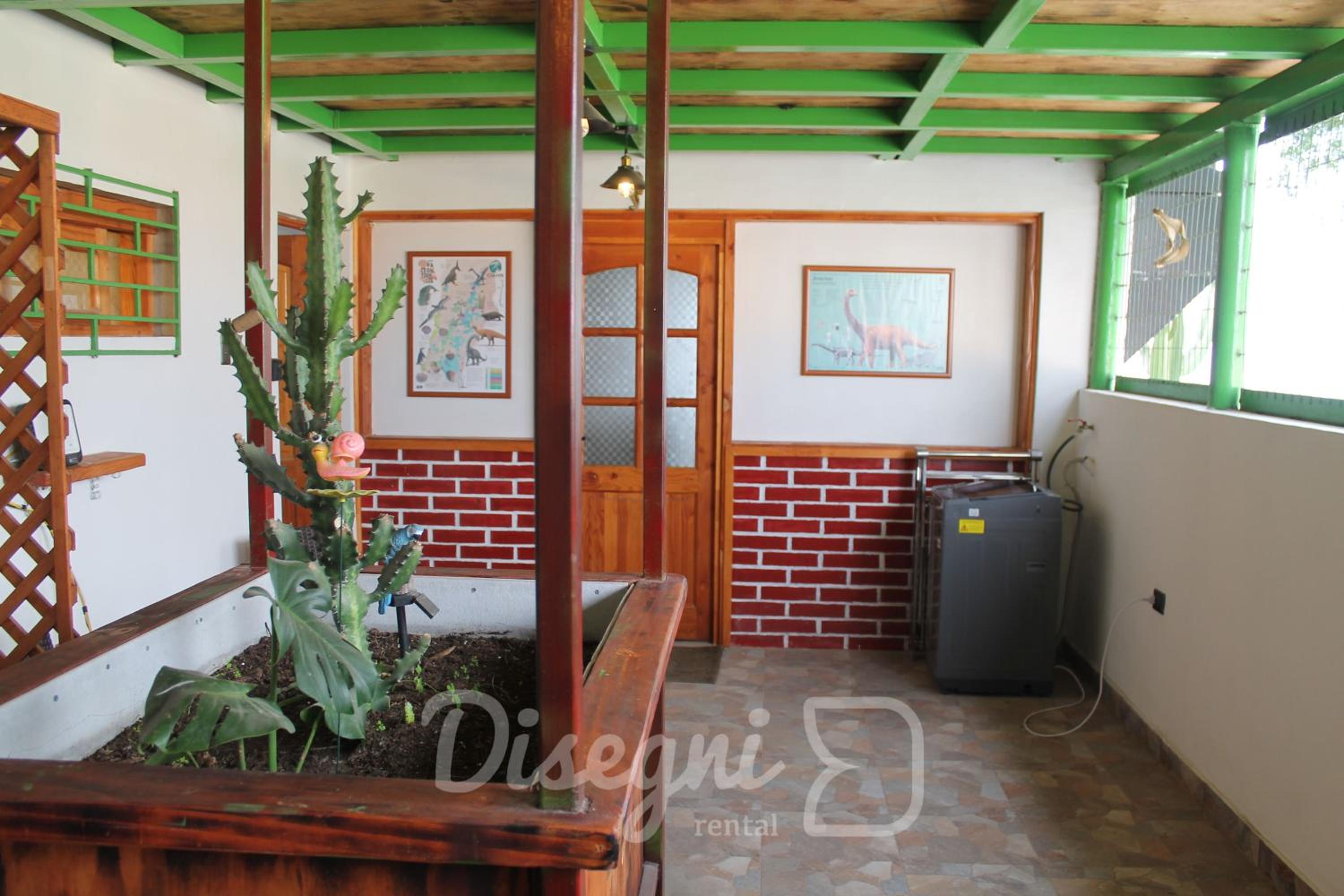 Disegni 11-12, Habitacion Baño Privado con Cocina, Caldera, Cercano a Bahía