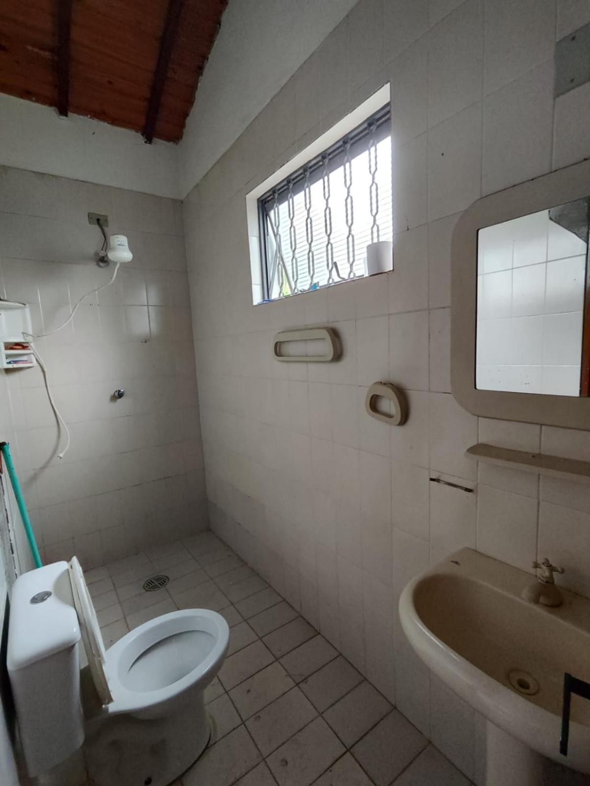 Chácara 5 suítes e piscina em Cabreúva