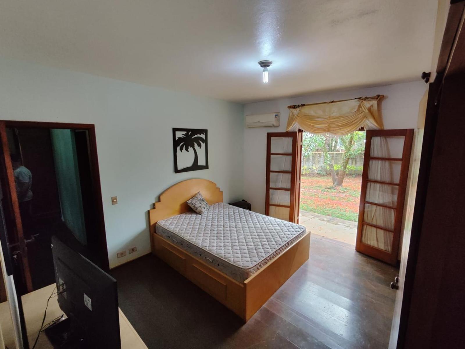 Chácara 5 suítes e piscina em Cabreúva