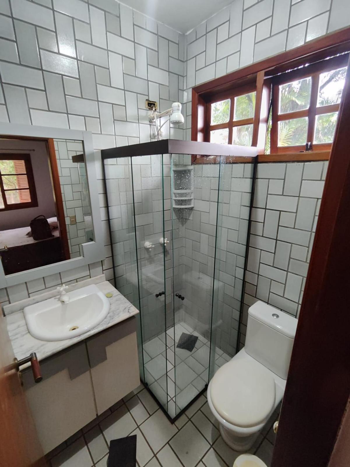 Chácara 5 suítes e piscina em Cabreúva
