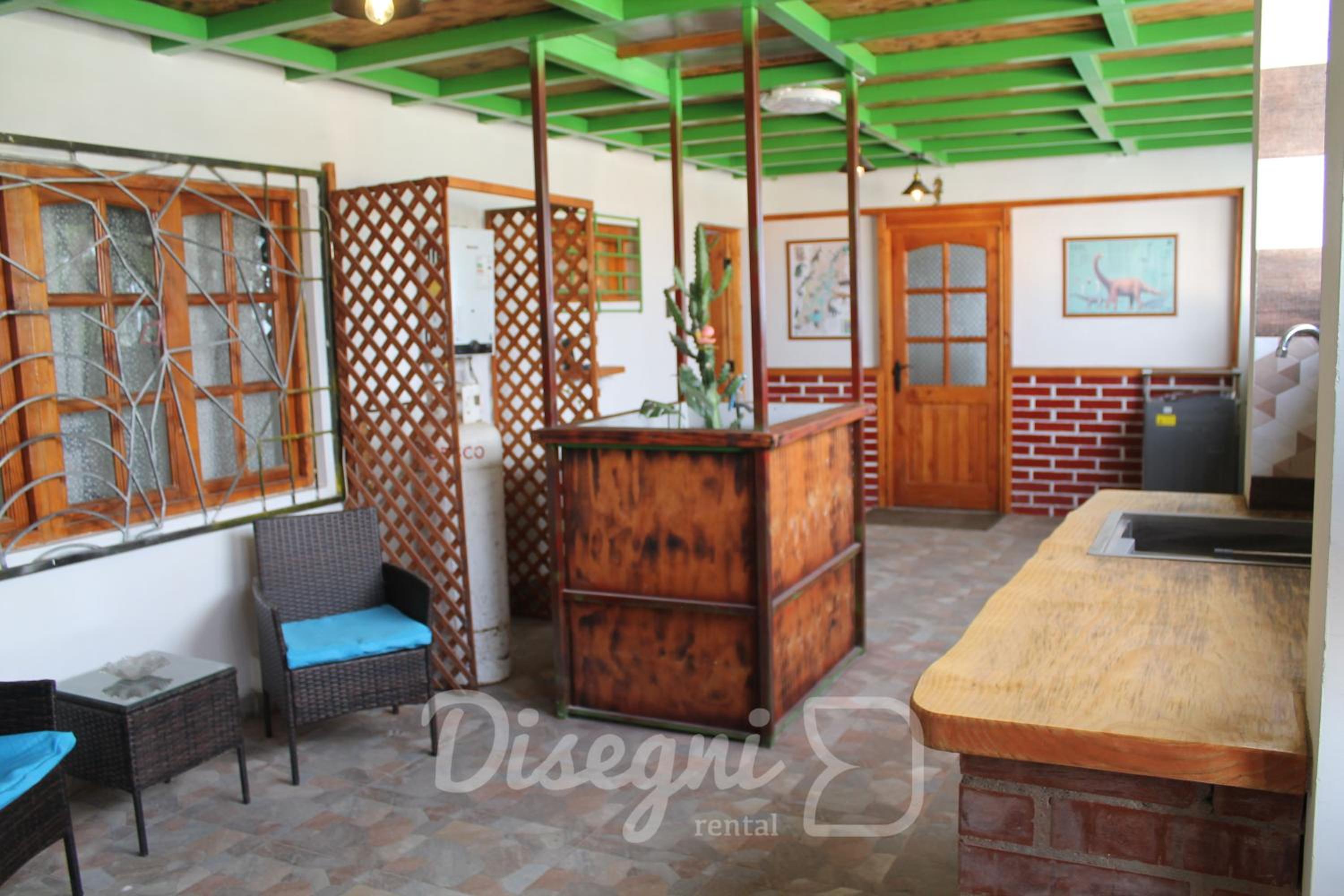 Disegni 11-12, Habitacion Baño Privado con Cocina, Caldera, Cercano a Bahía