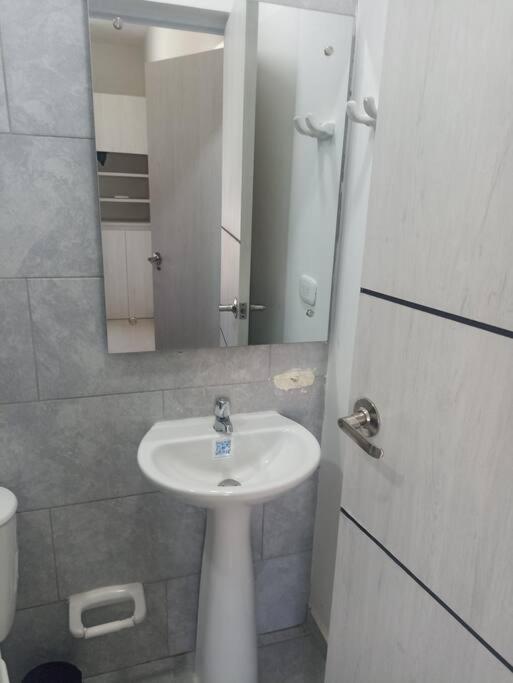 Casa con Piscina Privada Carmen de Apicala Aire