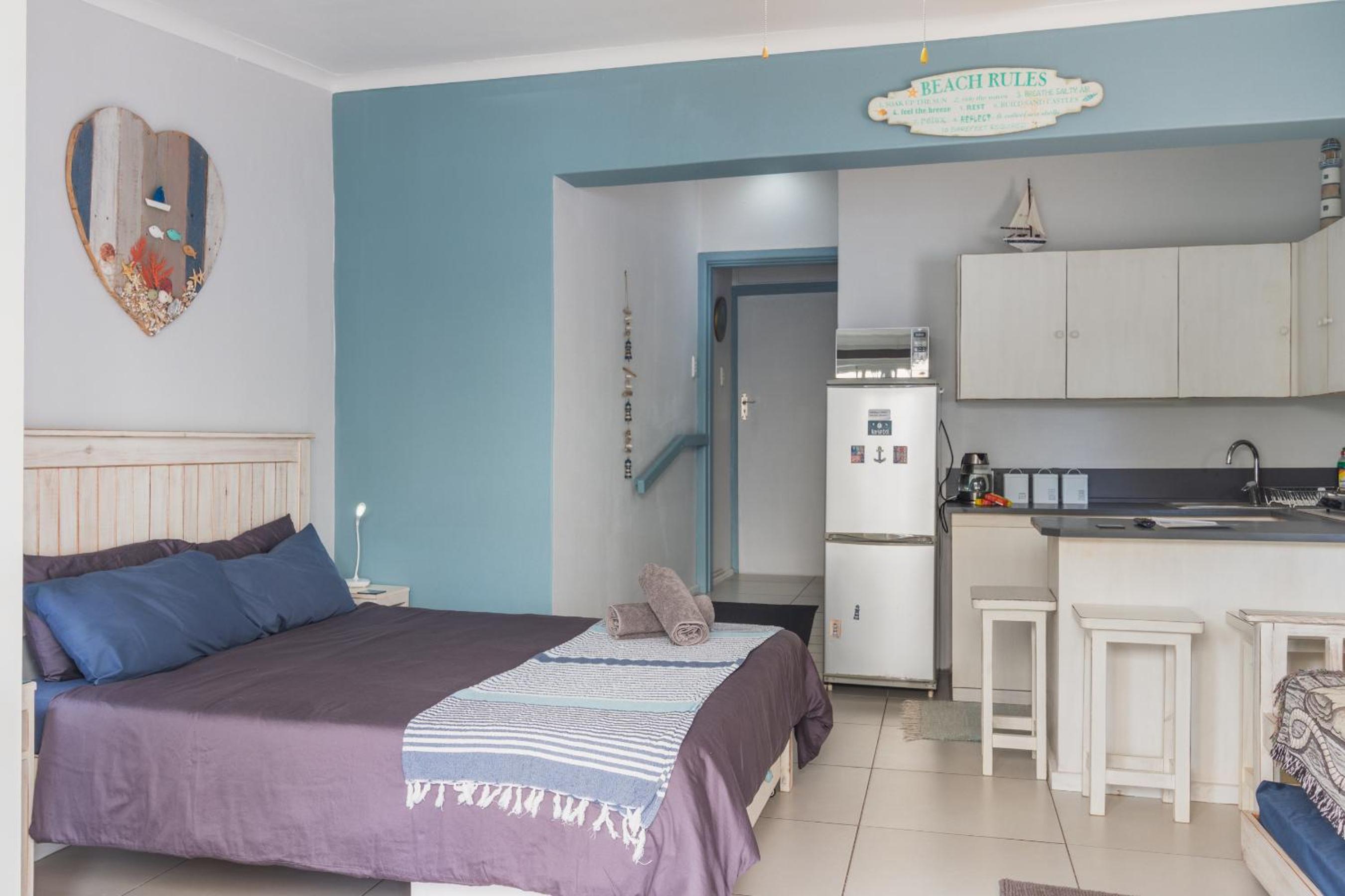 Hartenbos Breakaway - LightHouse Cottage view 4