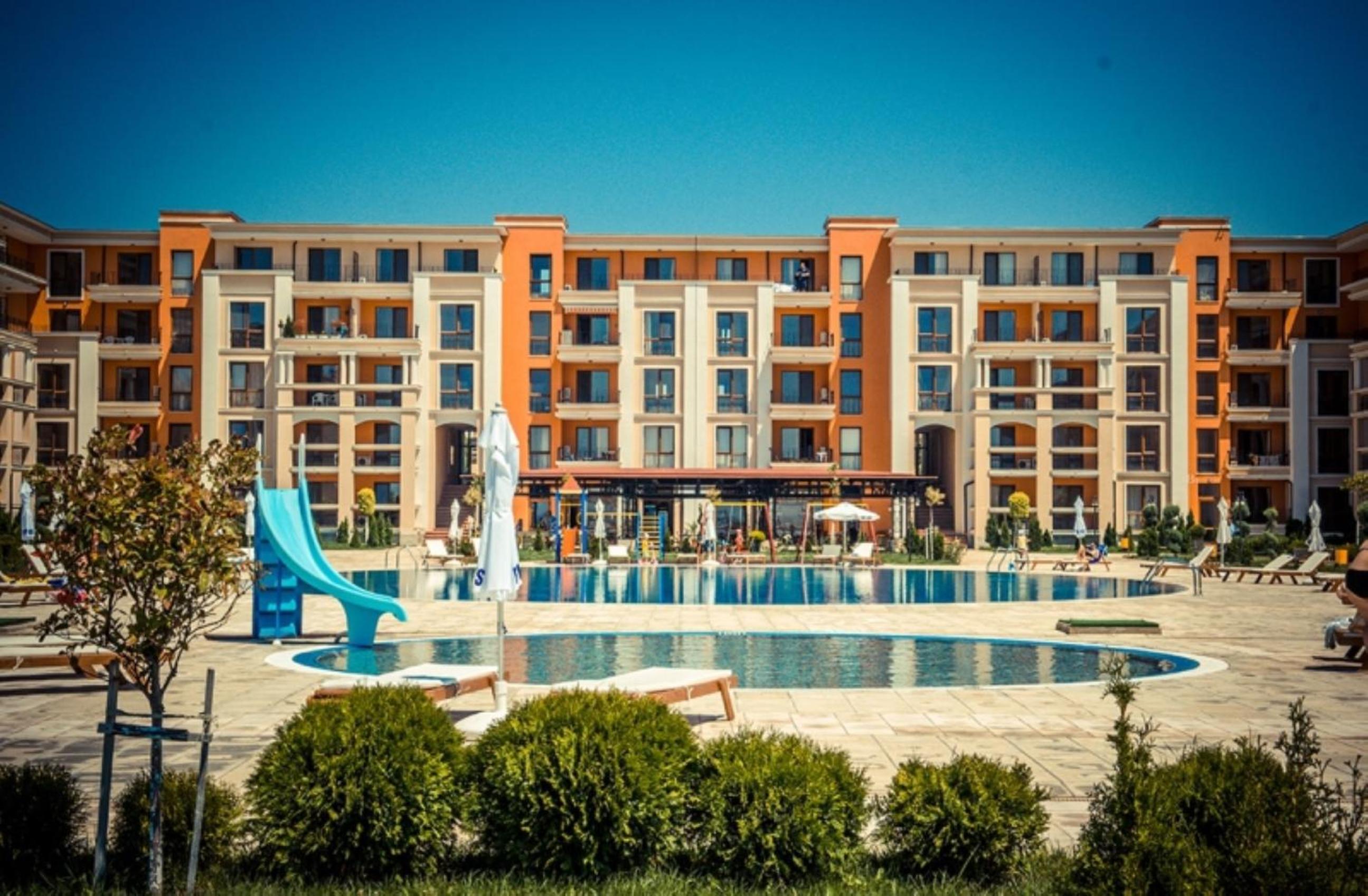 Prestige Fort Beach - Menada Apartments