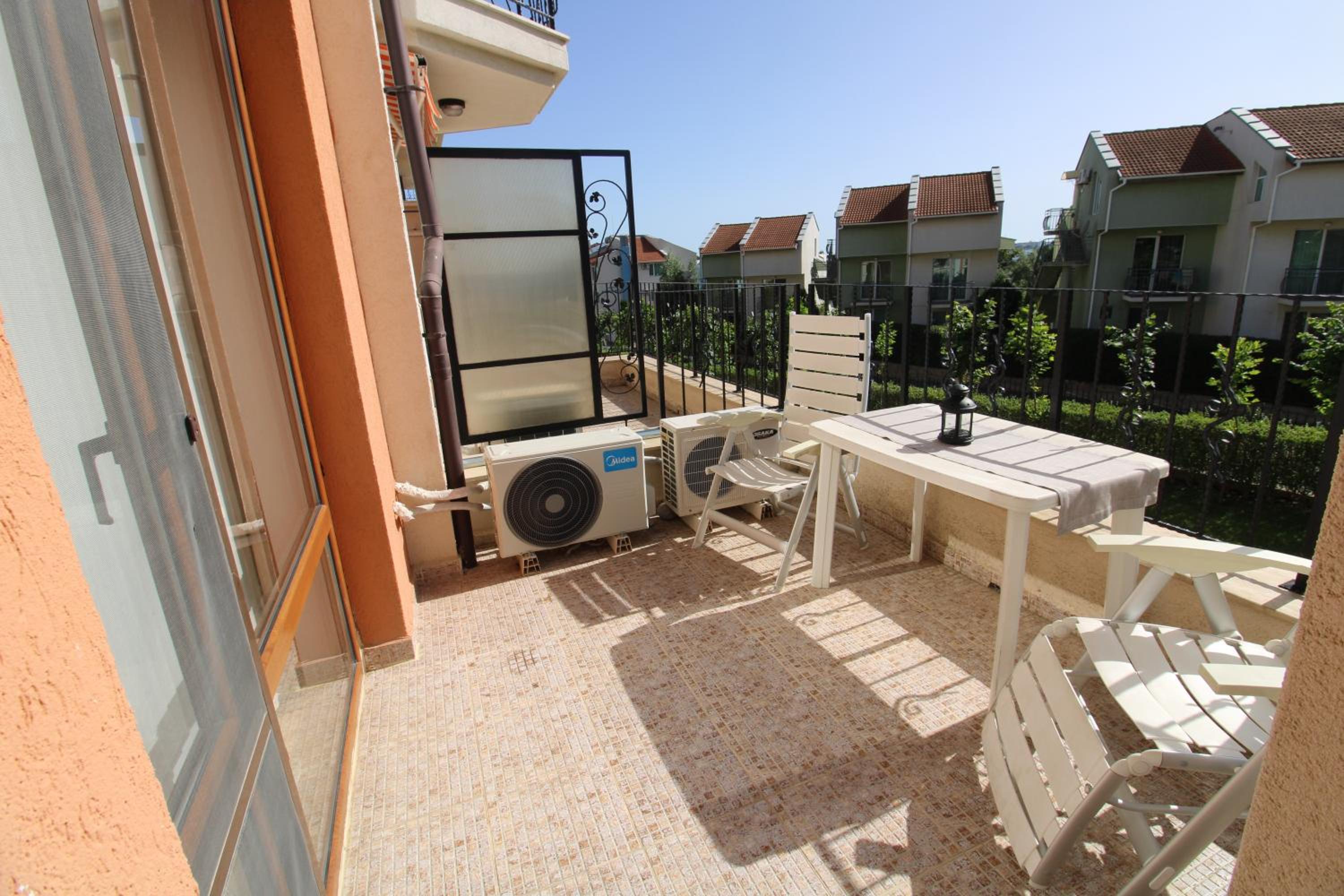 Prestige Fort Beach - Menada Apartments