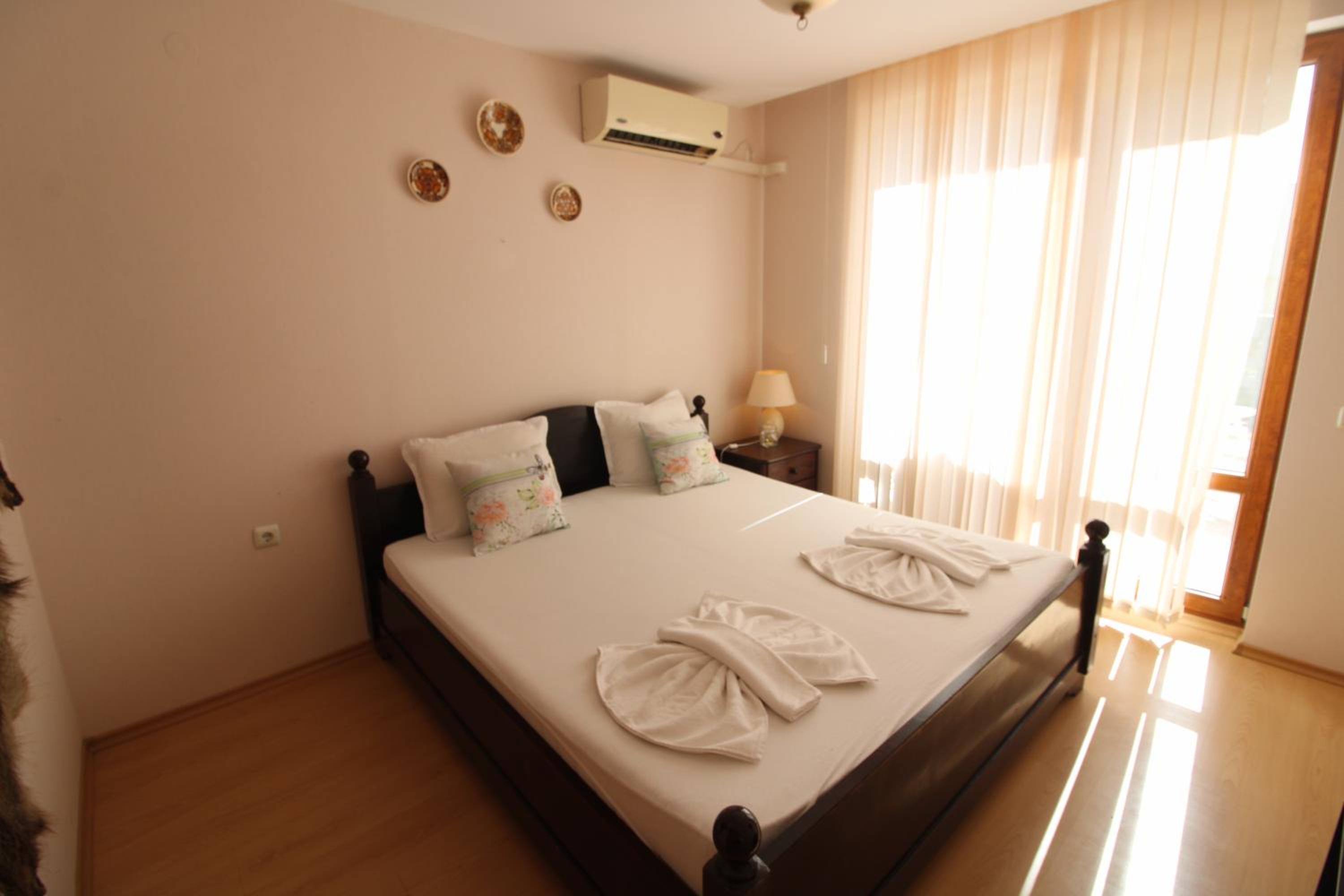 Prestige Fort Beach - Menada Apartments