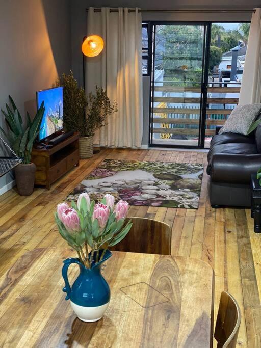 Ocean Breath Apartment