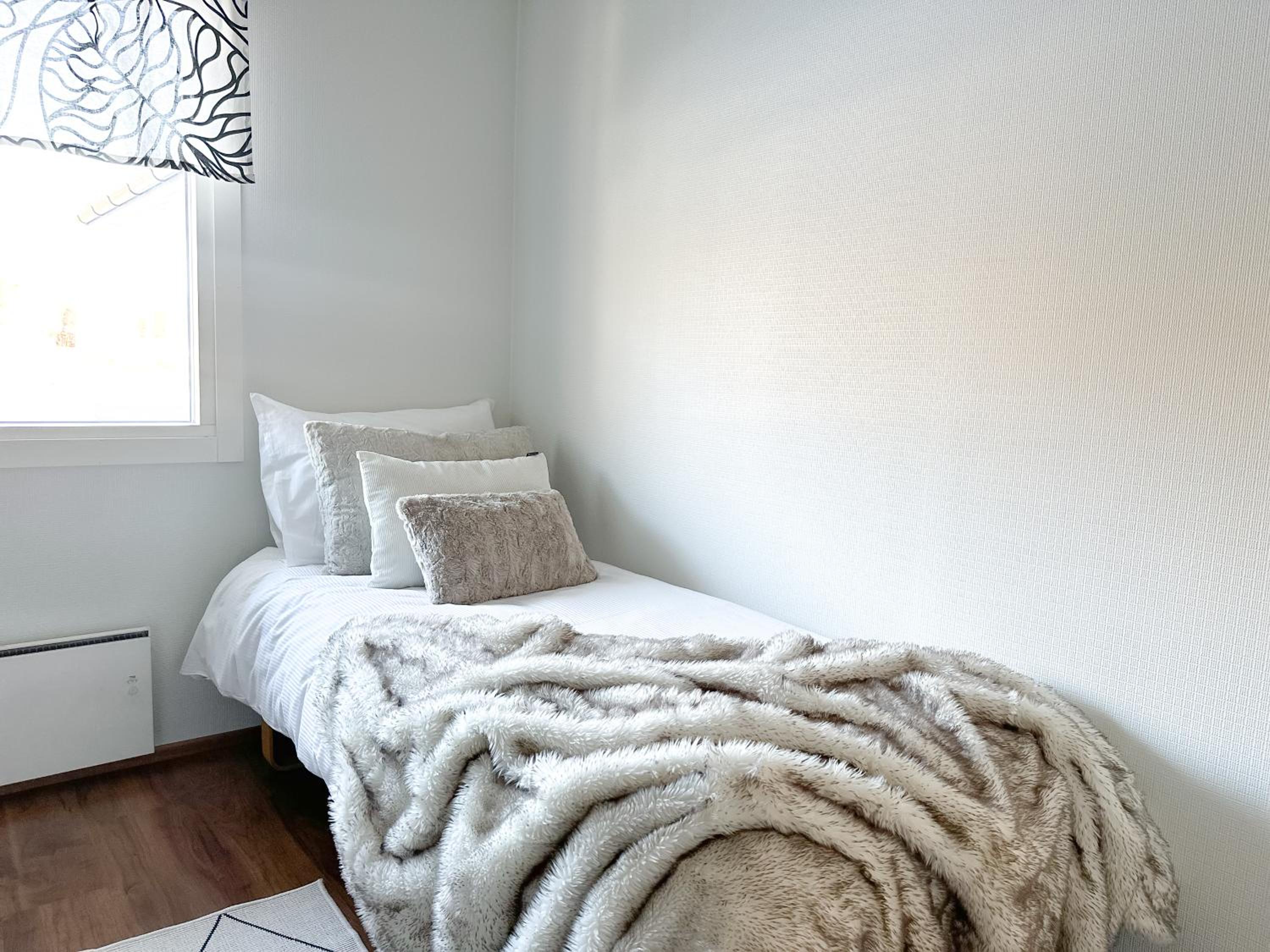 Villa Aurora Riverside by BookLapland