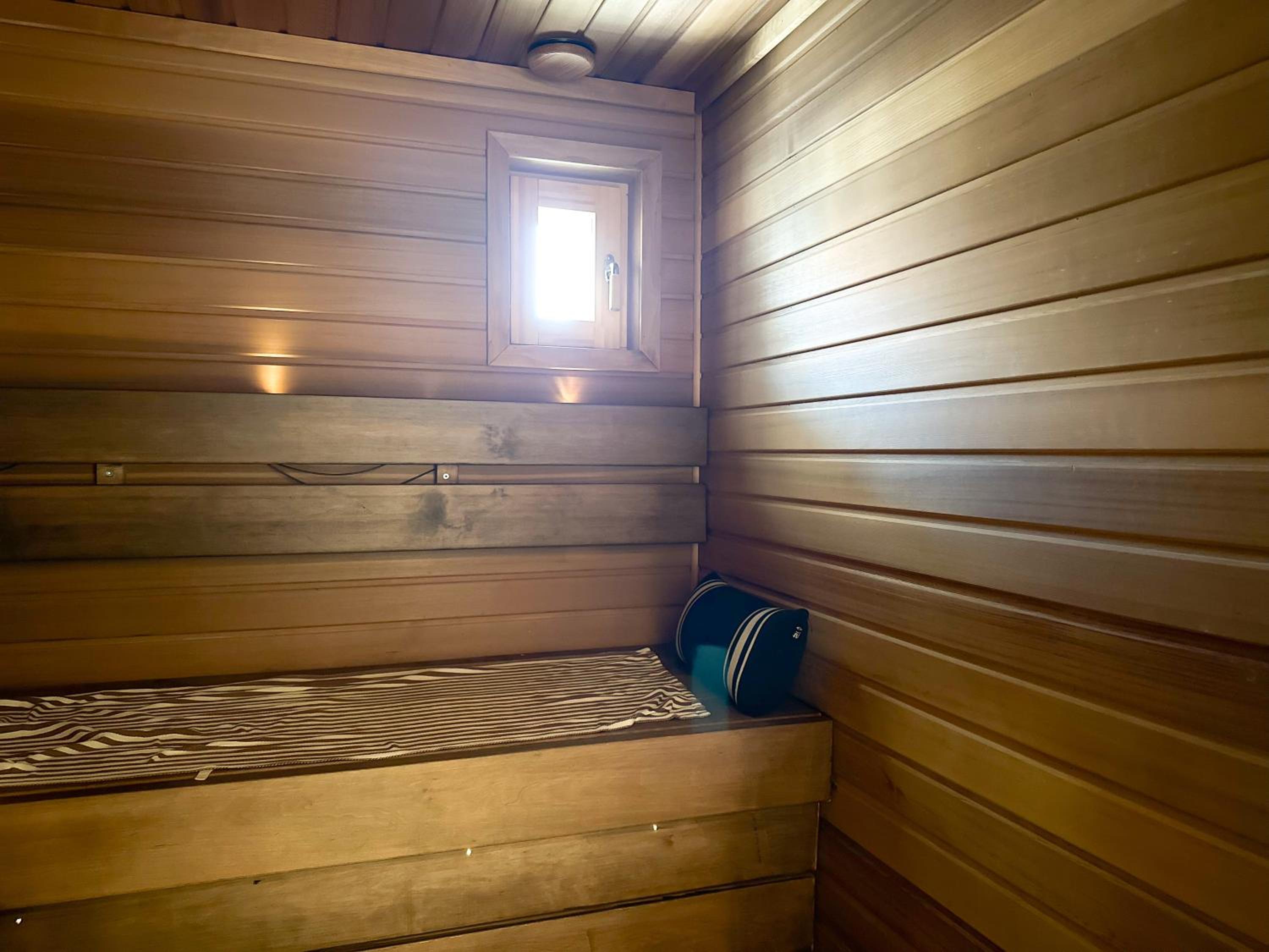 Villa Aurora Riverside by BookLapland