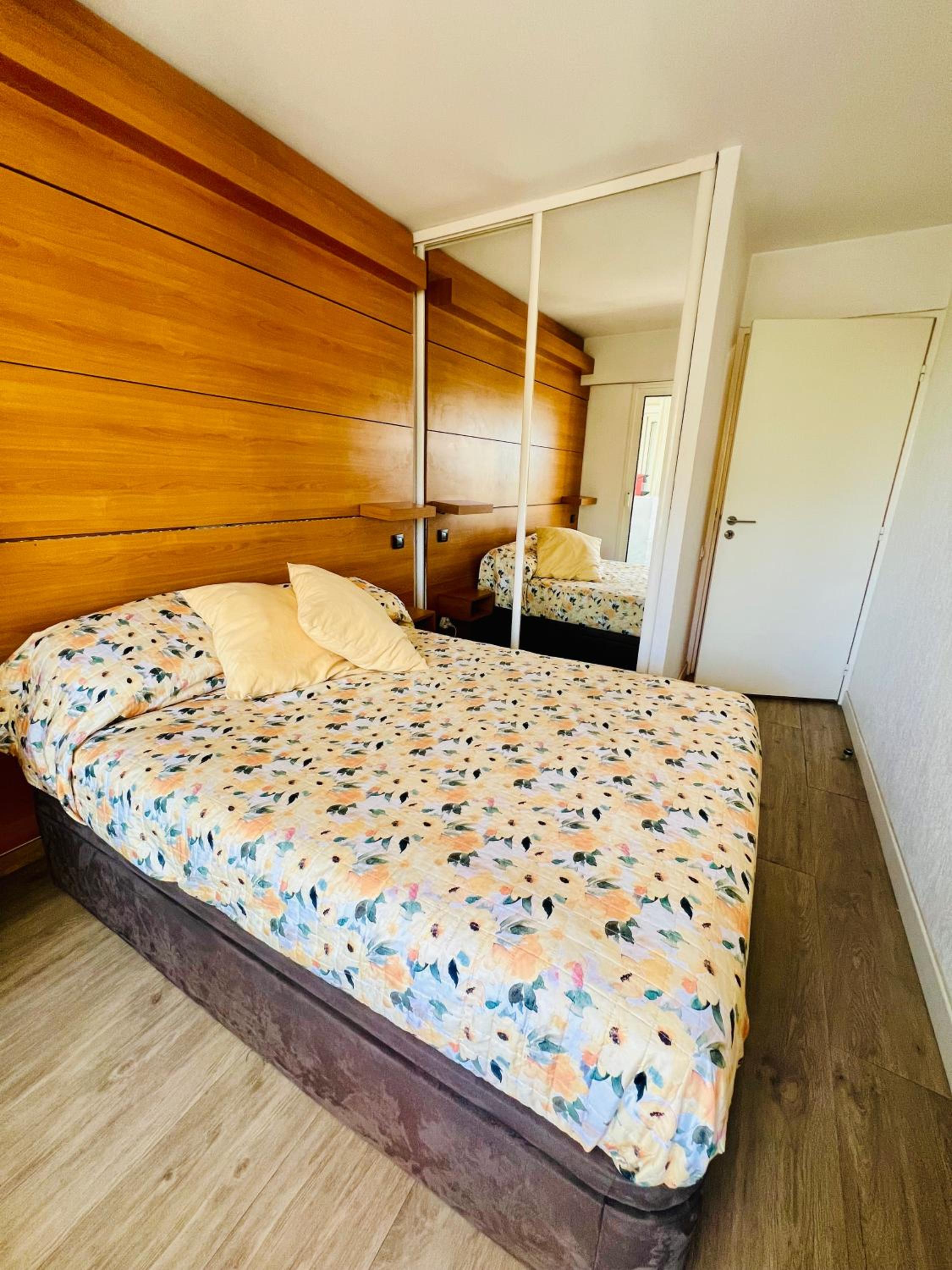 Bel appartement Port Vauban à 100m des plages