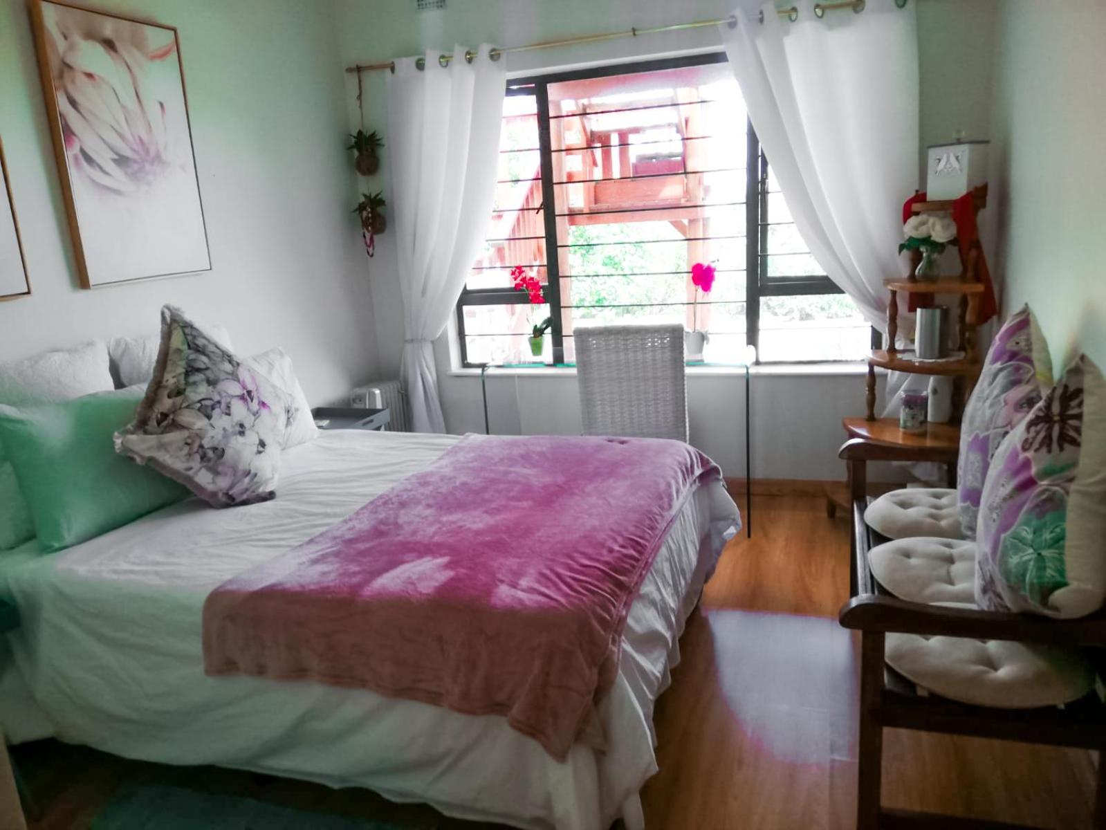 Ariel's Rest Self-catering - 4 Bedroom Luxury Home view 5