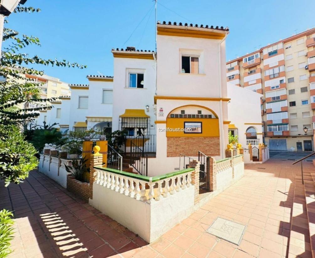 Los Rosales 12 Costa view 2