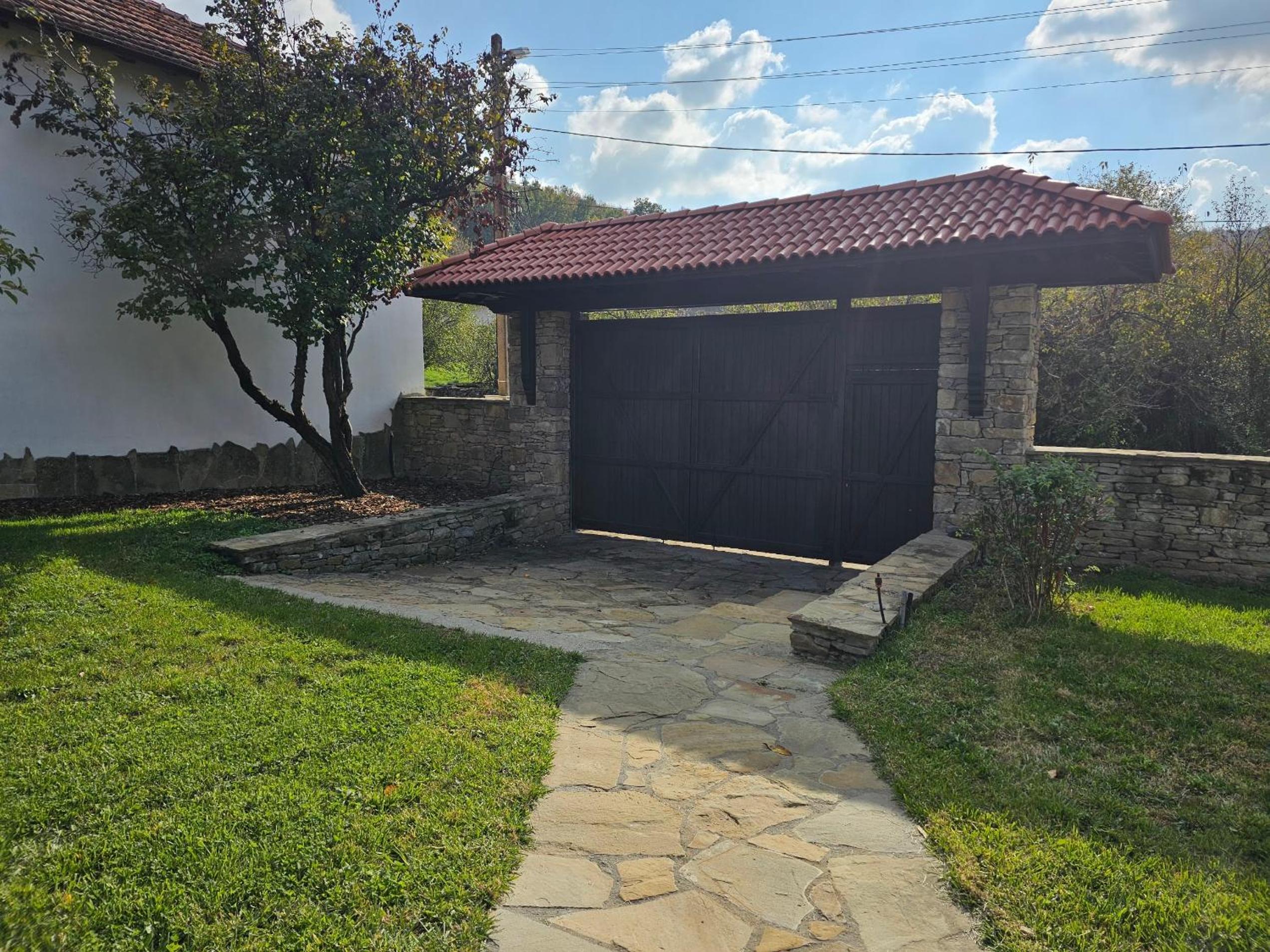 Guest House 
