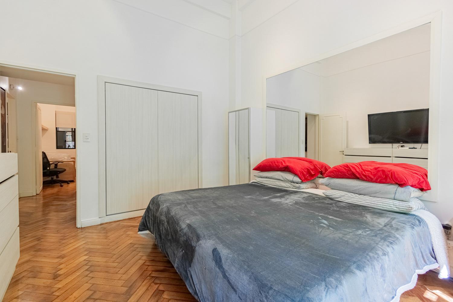 Increíble departamento con amplio parque en la mejor zona de Recoleta sobre la calle Paraguay