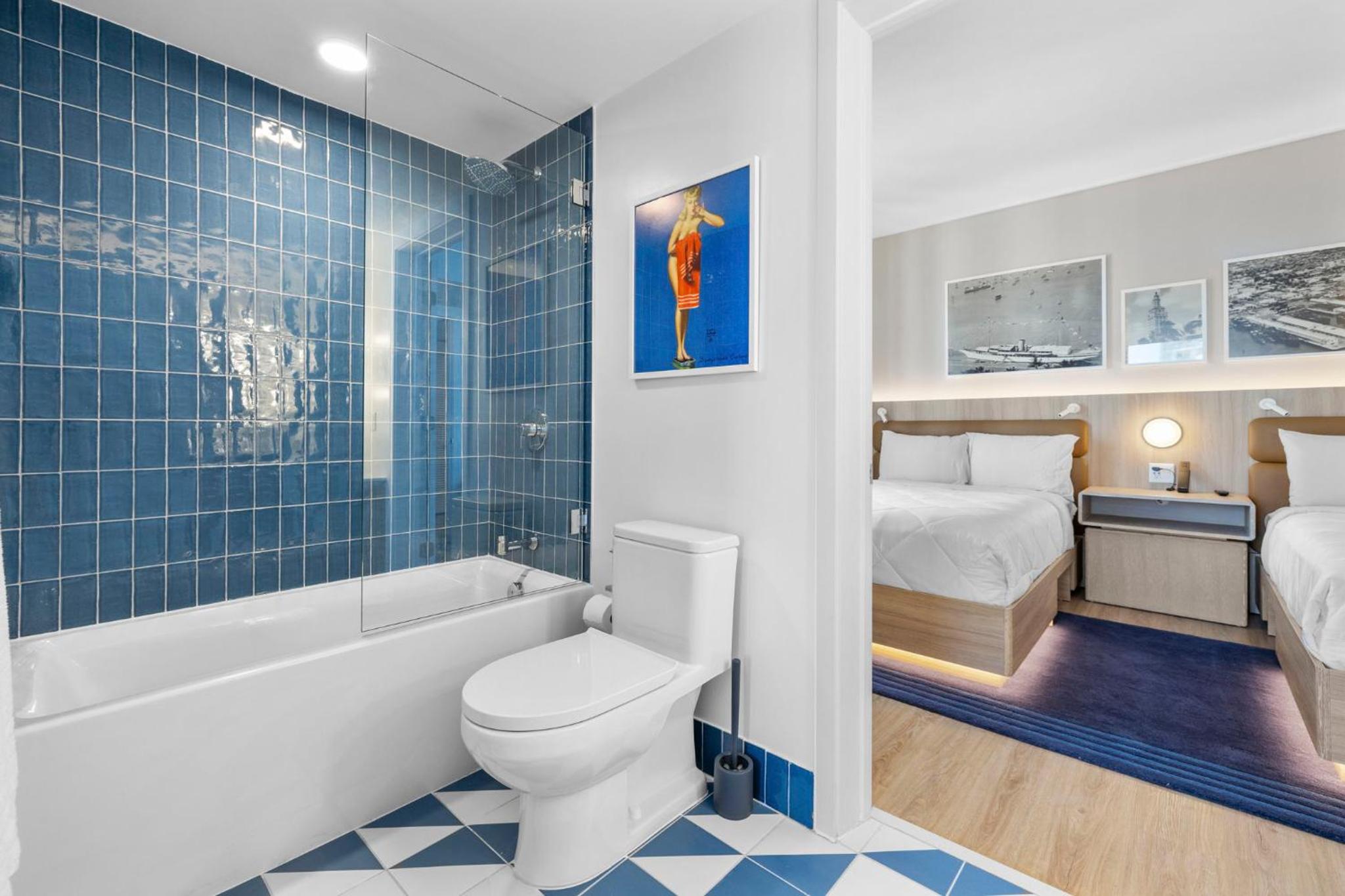 Miami Luxury 2BR w Panoramic Views & Free Parking