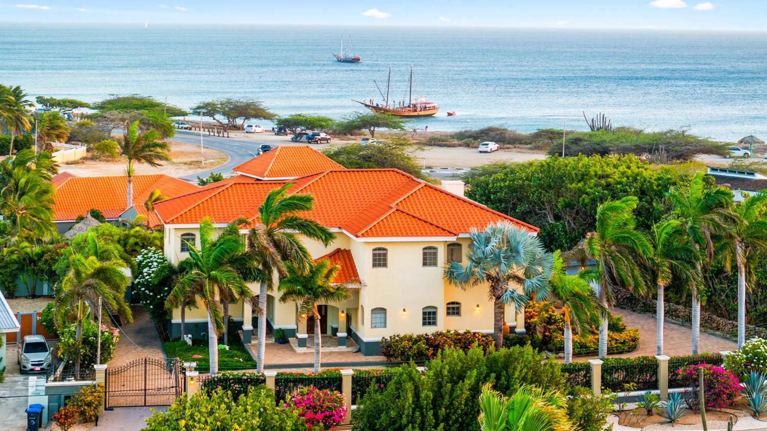 Bocobay Seaside Beach House