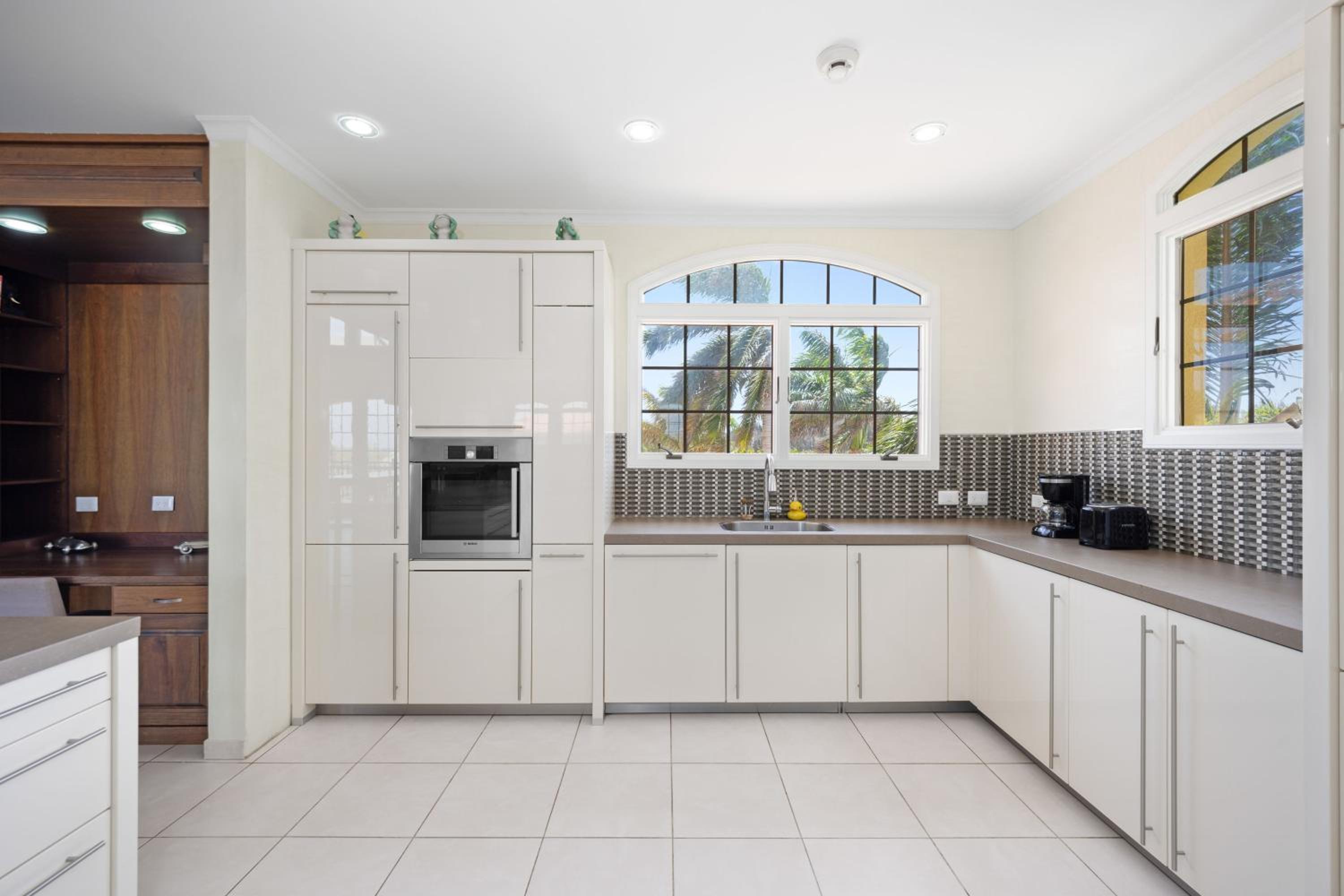 Bocobay Seaside Beach House