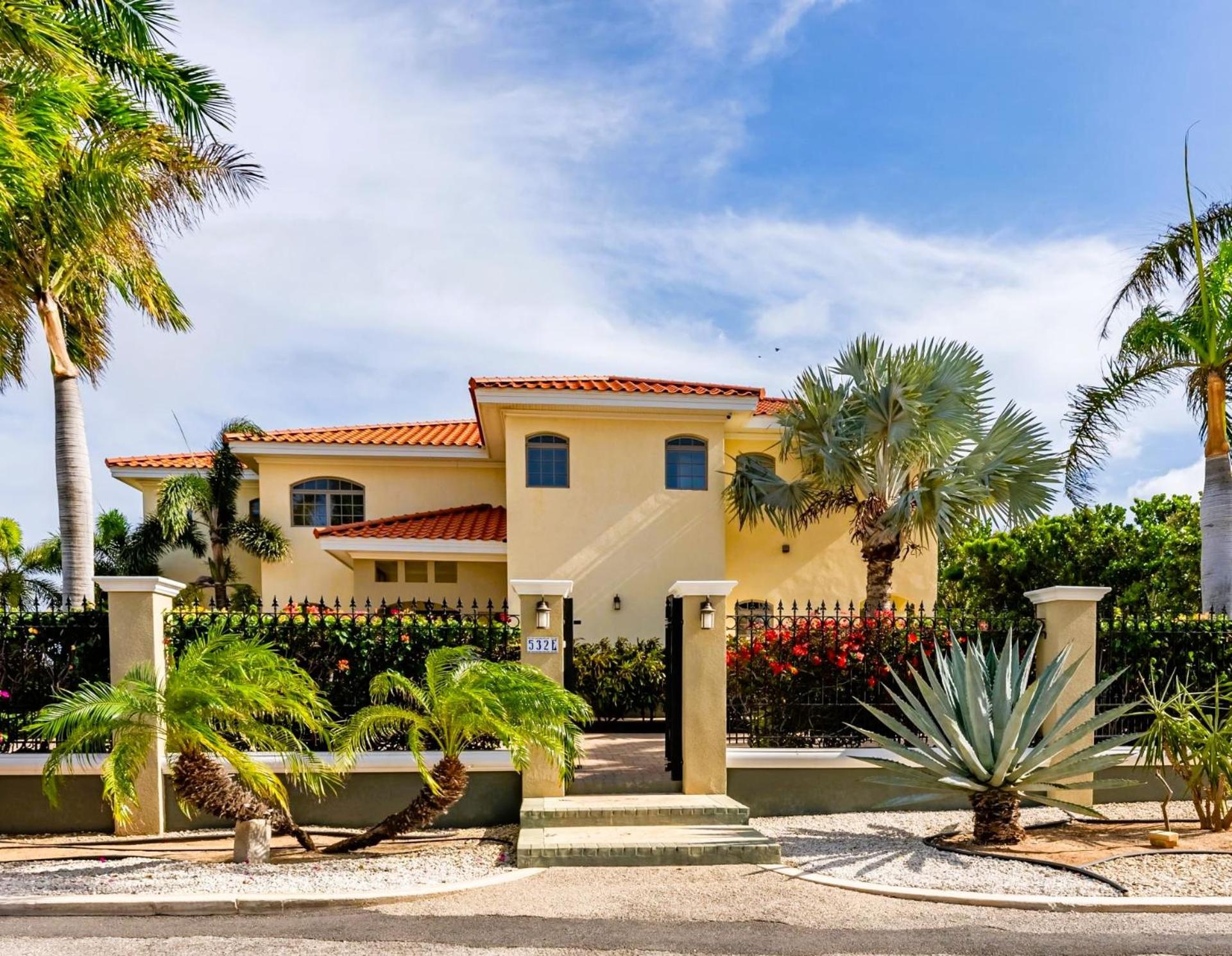 Bocobay Seaside Beach House