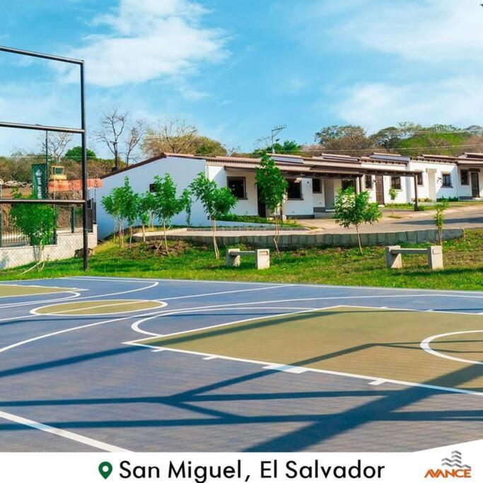 Encantadora Casa en San Miguel Full AC