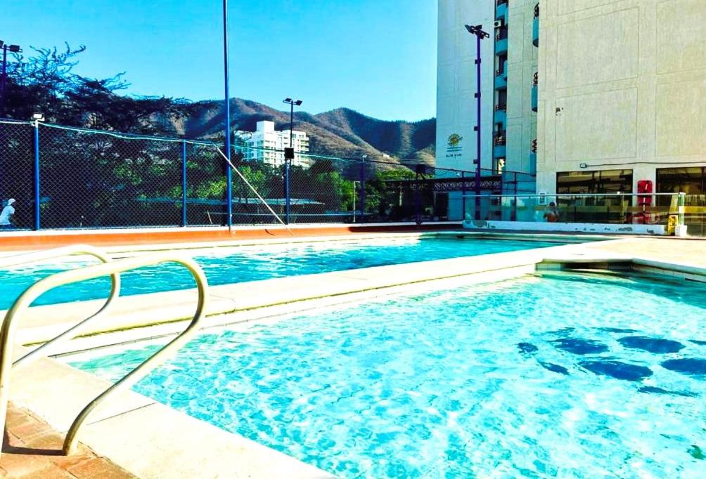Apartaestudio con Piscina y Wifi