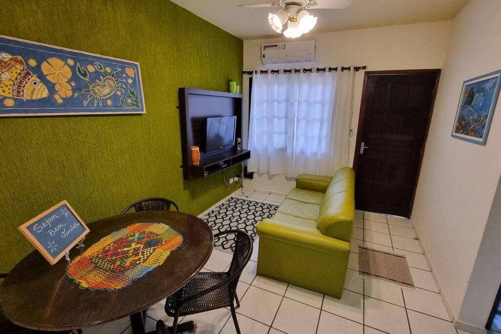 Casa confortável perto da praia Martim de Sá