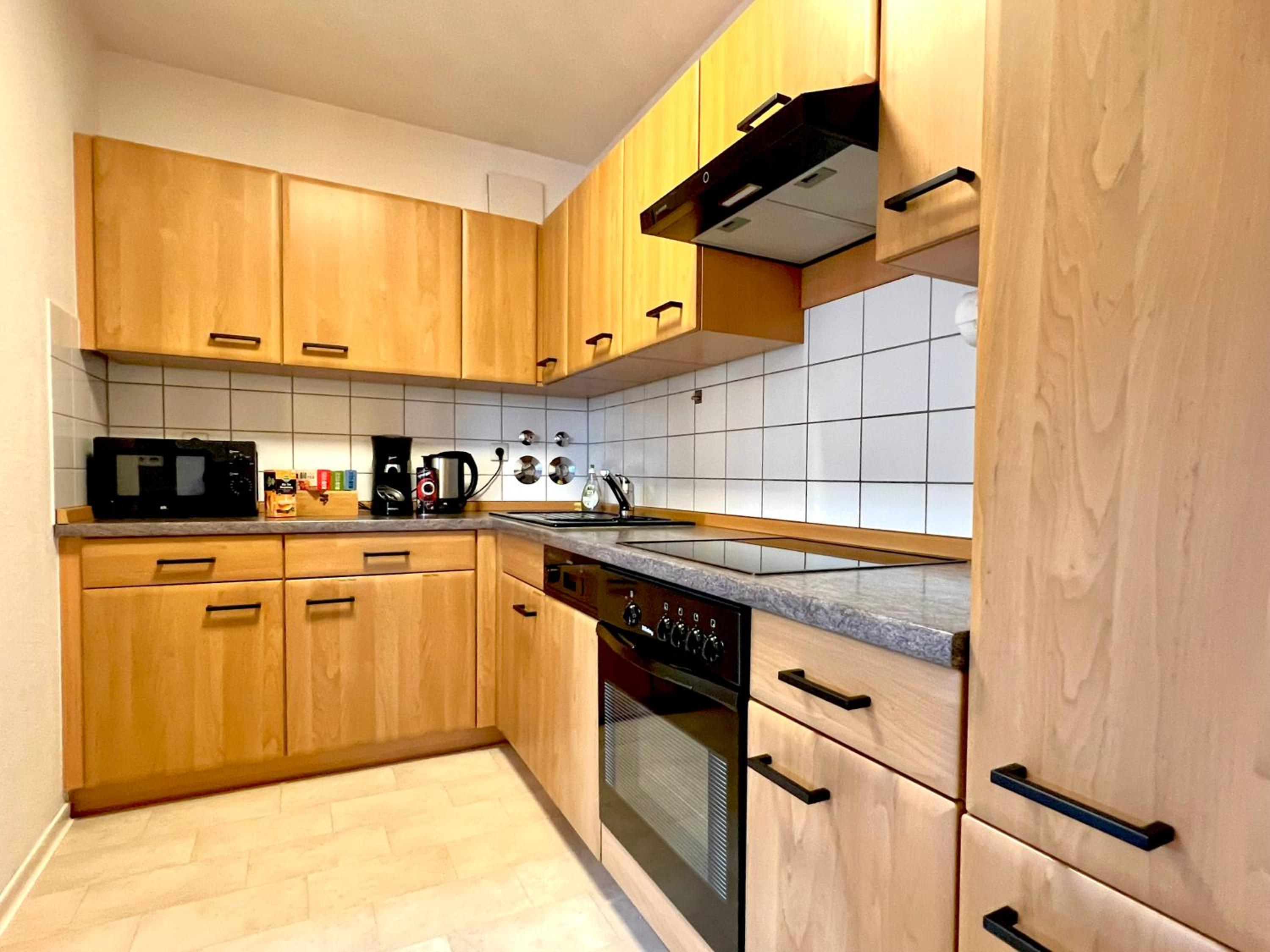 Modernes Apartment mit Balkon