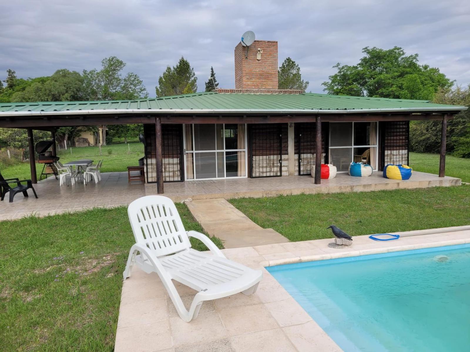 CASA DE CAMPO - YACOANA Valle Hermoso