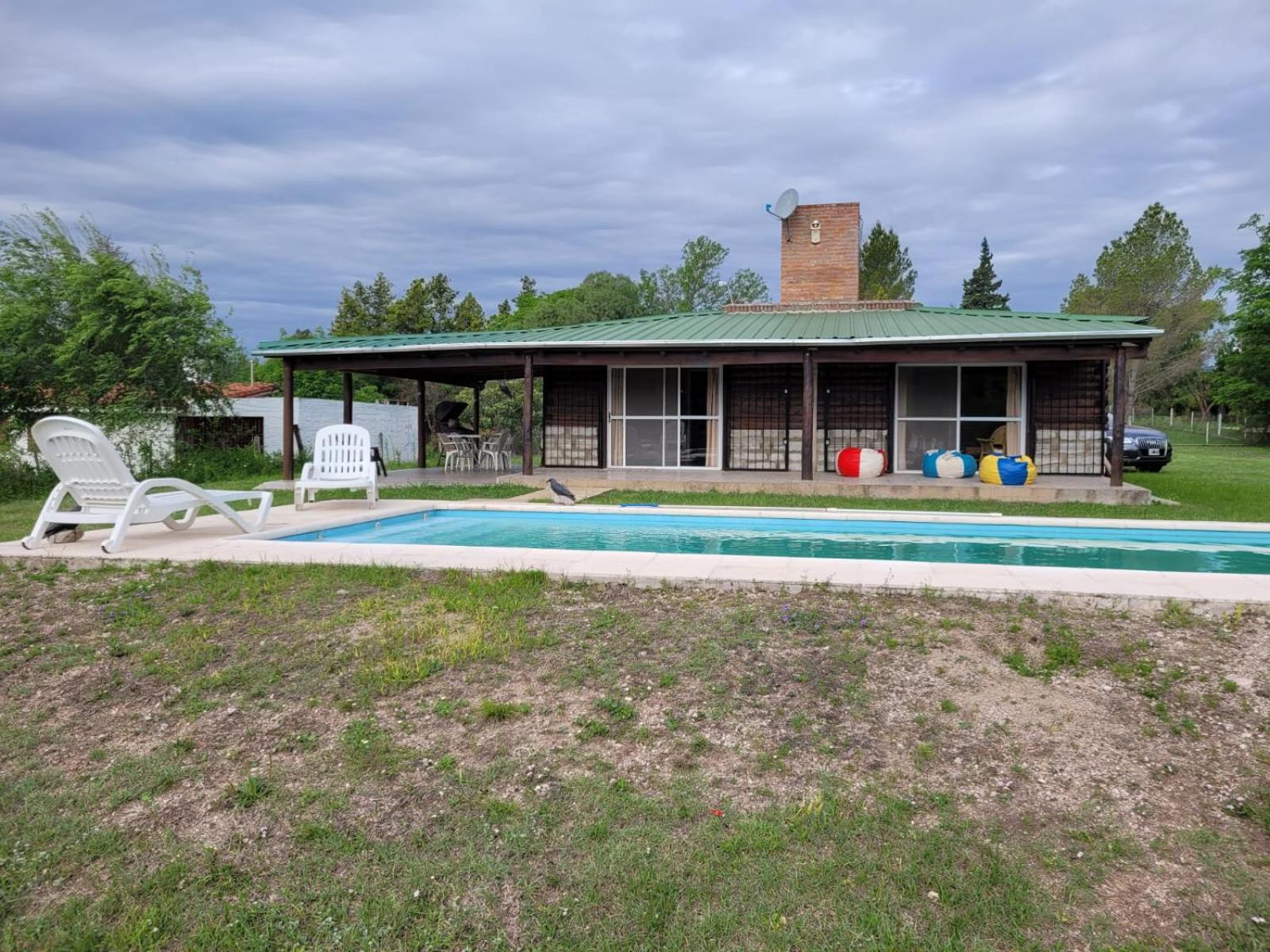 CASA DE CAMPO - YACOANA Valle Hermoso
