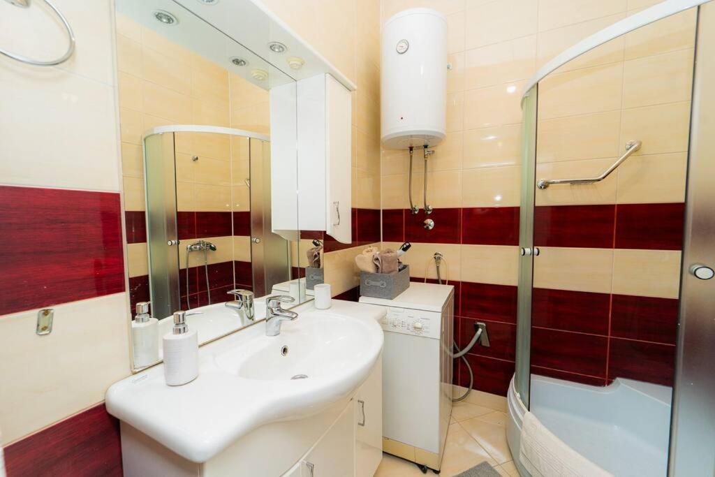 Engadin Beautiful 2BDR Apt