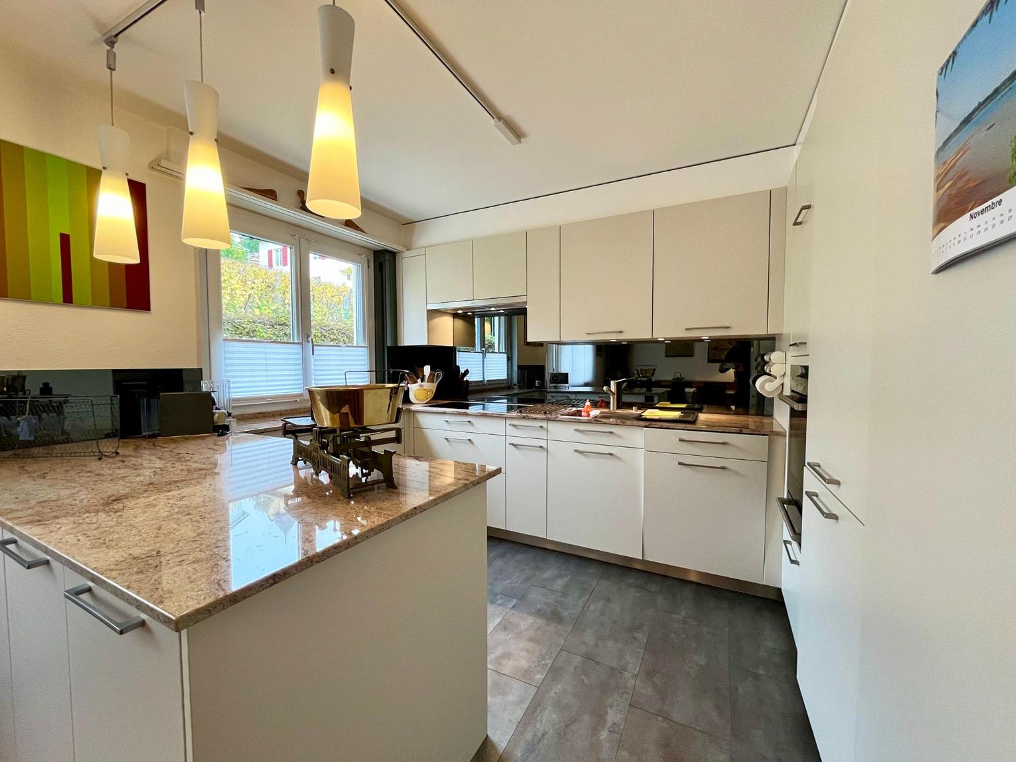 Spacieux appartement de 2,5 pièces avec vue