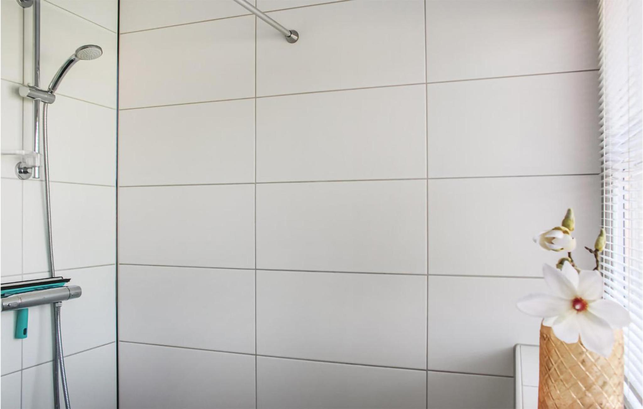 Amazing Home In Hoge Hexel With Kitchen