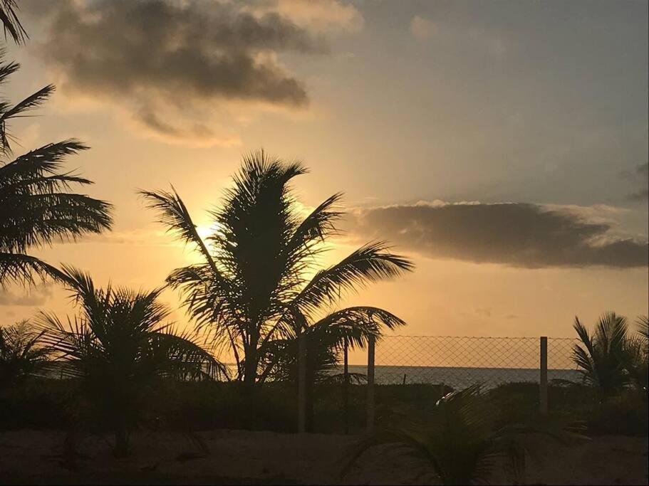 Casa pé na areia na praia de Antunes em Maragogi