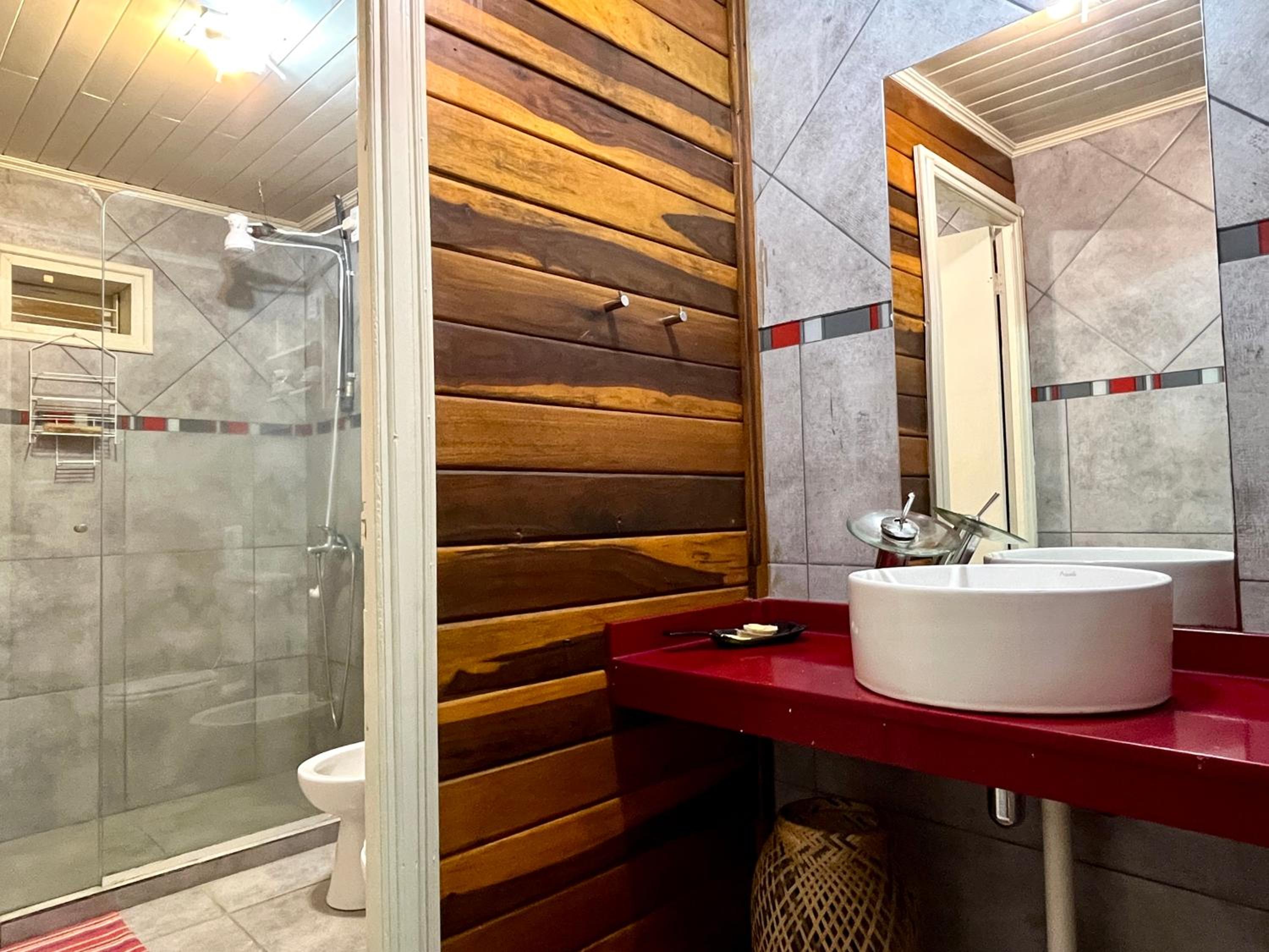 Eco Oasis Familiar - Armonia en la Naturaleza