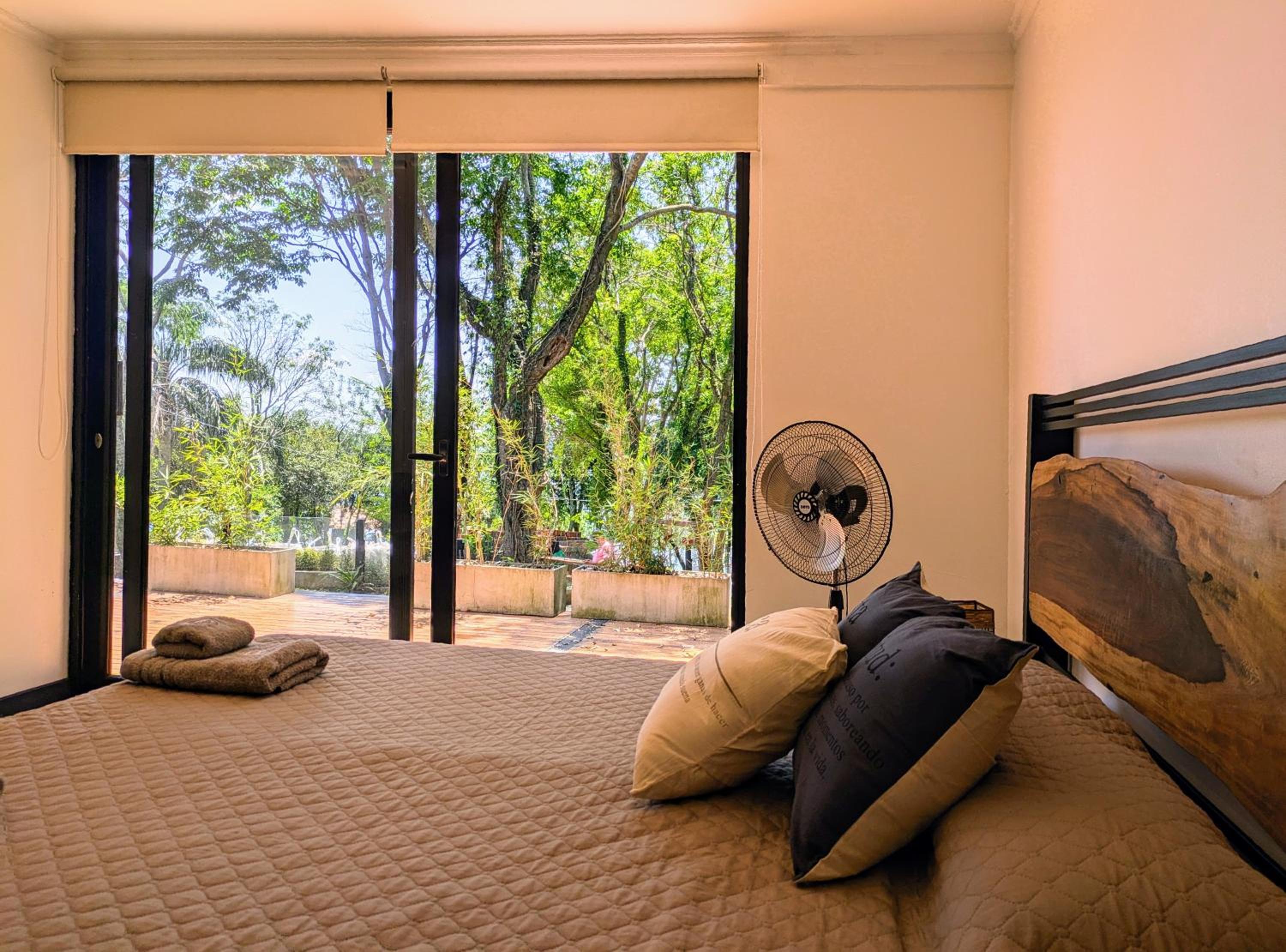 Eco Oasis Familiar - Armonia en la Naturaleza
