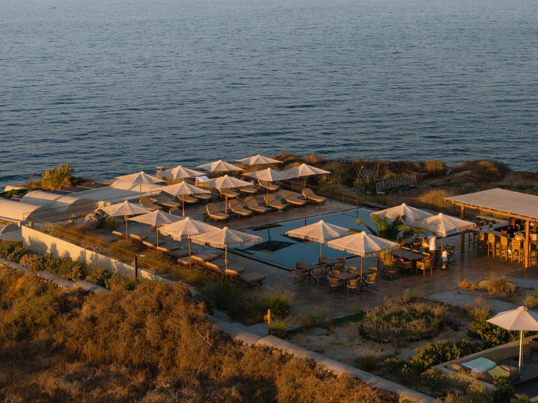 Colombos Beachfront photo 5