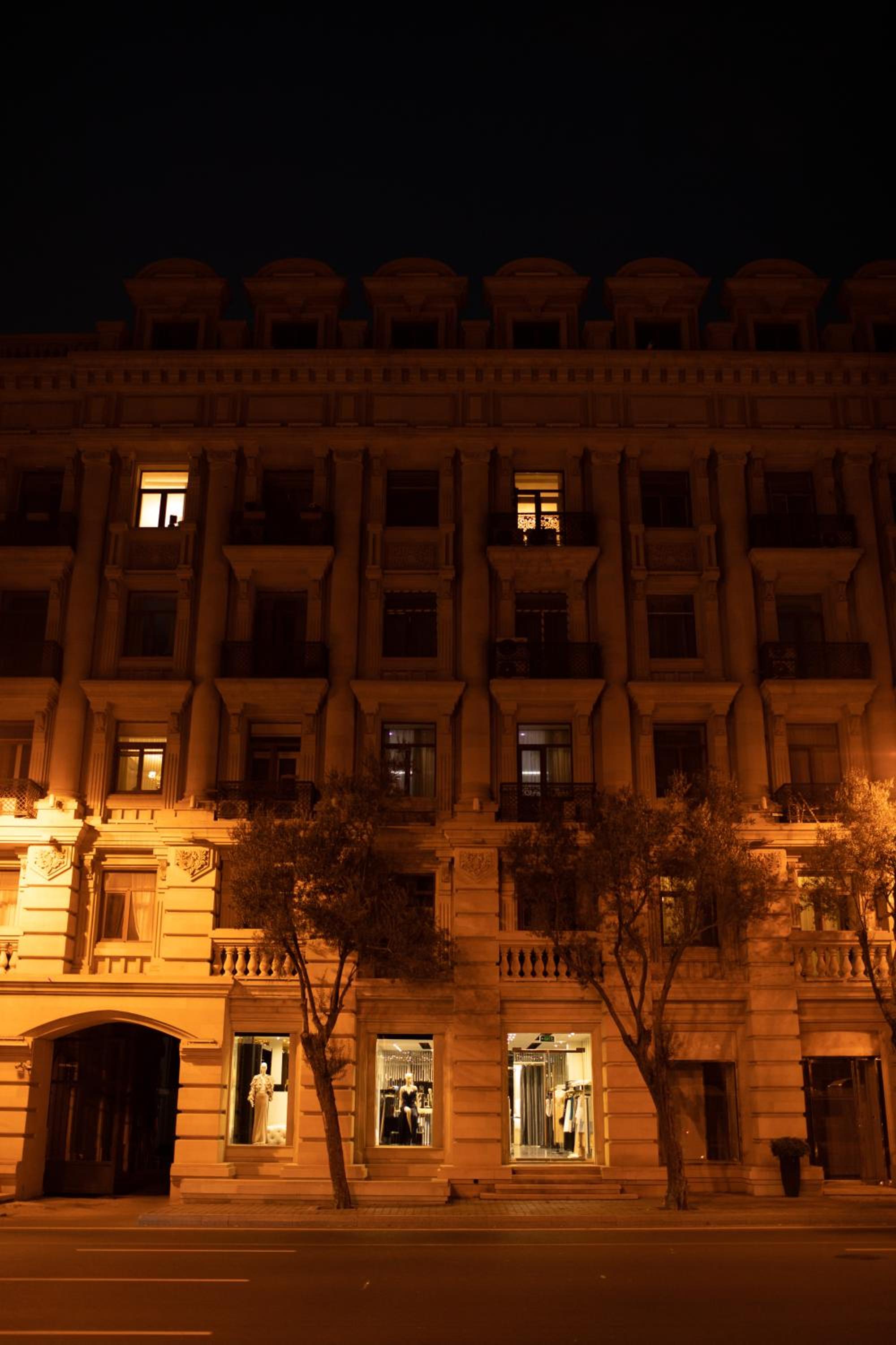 Apartment on 1st Boulevard Line