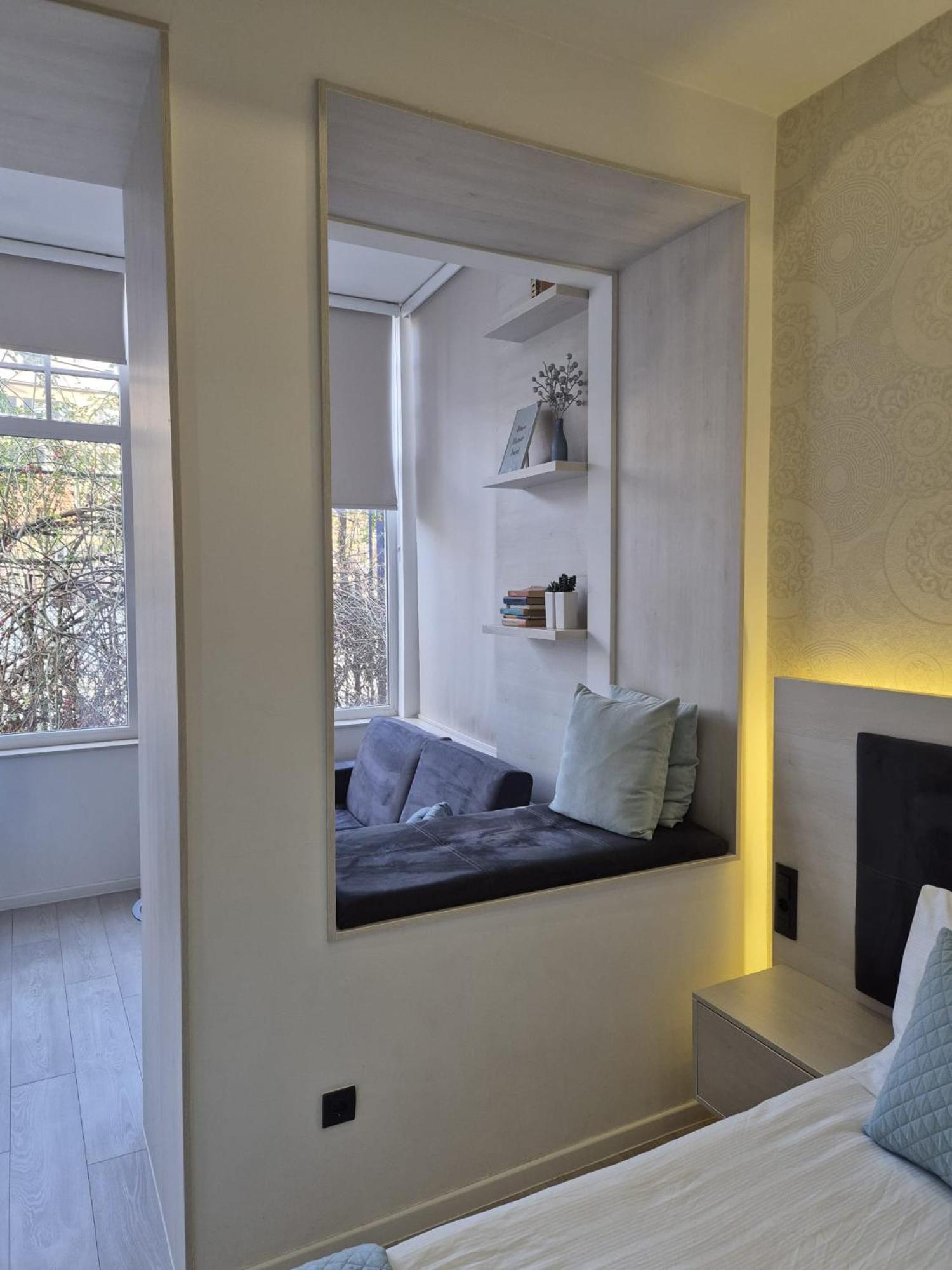 Boulevard Apartments