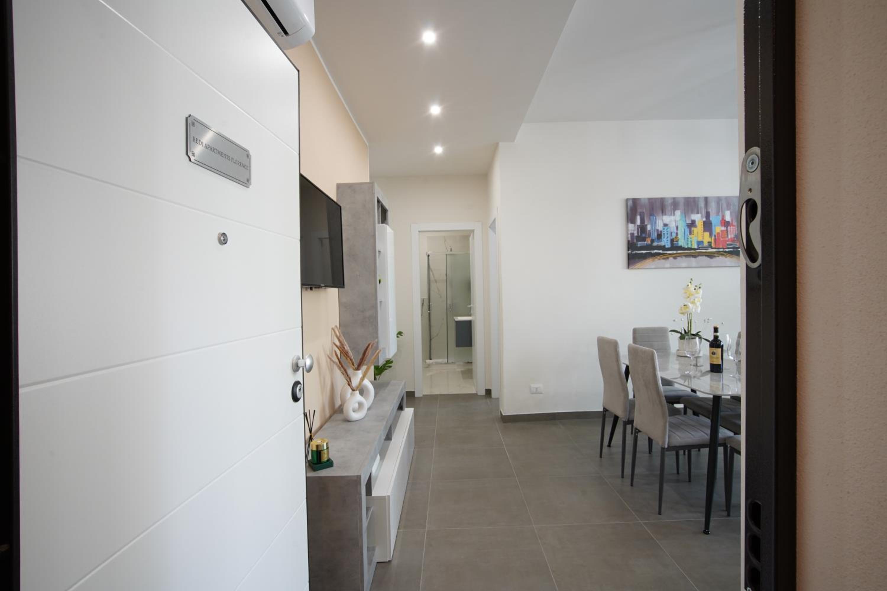 Redi apartments florence