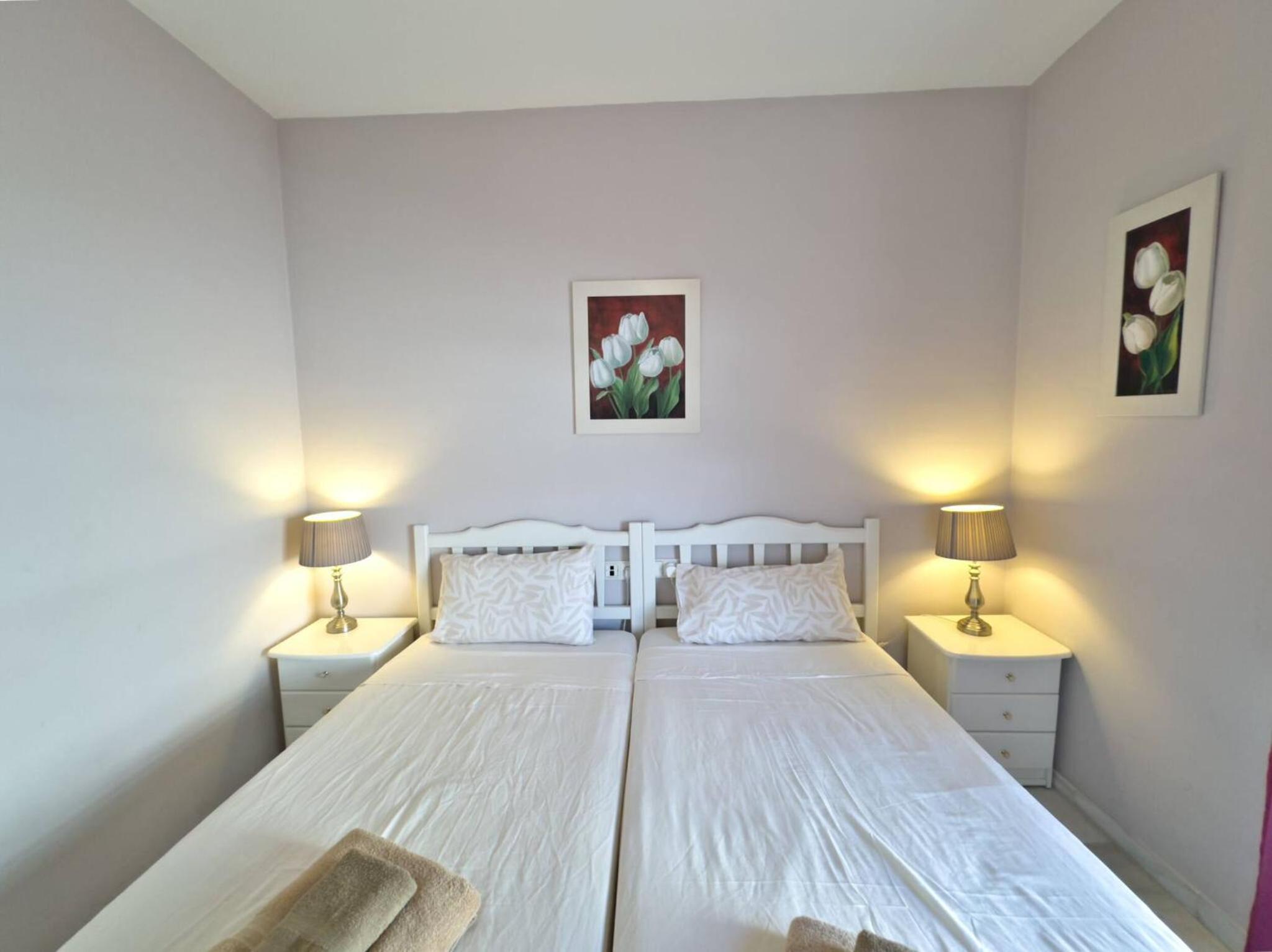 Moderno Apartamento Vacacional cerca de Puerto Banús-Playa