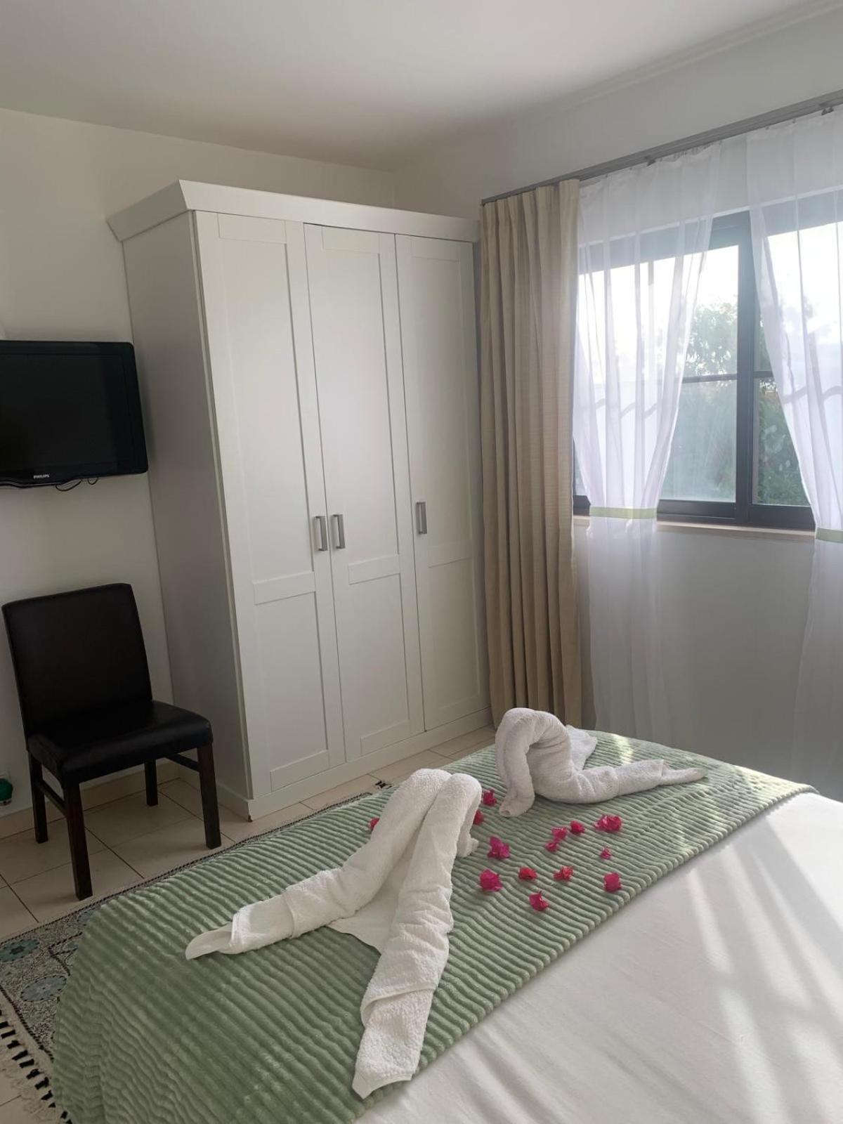 Cozy Apartment in Hotel Complex
