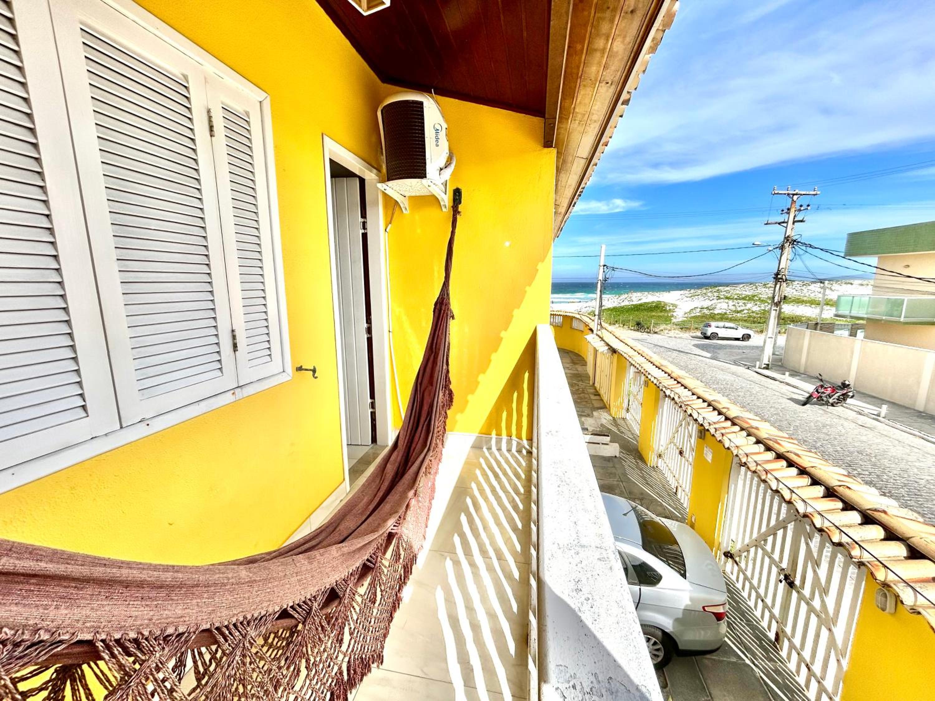 Casa Duplex Praia Das Dunas - Pé na Areia - Alto Padrão - Ar Condicionado