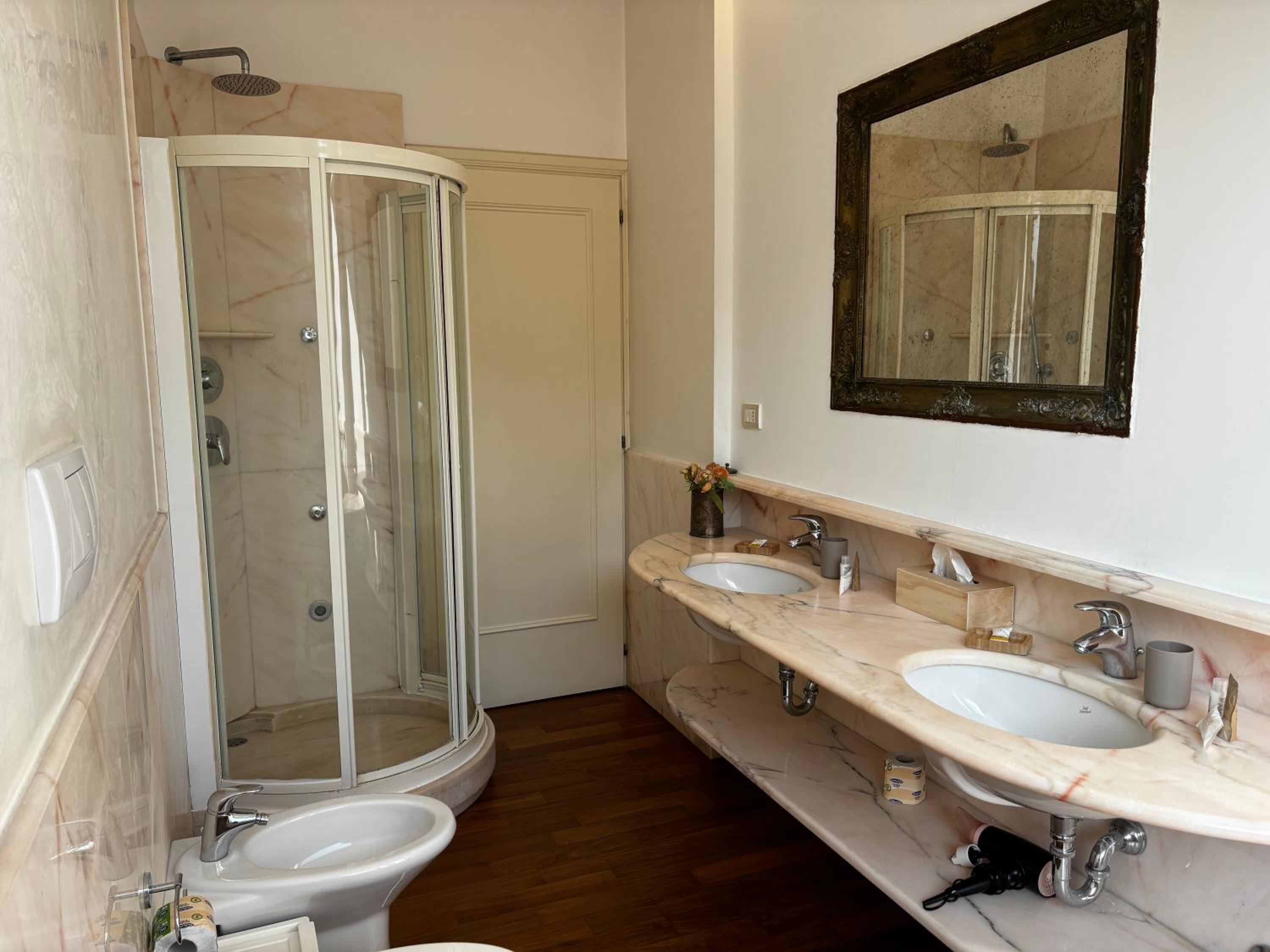 Vittore Rooms & Apartment