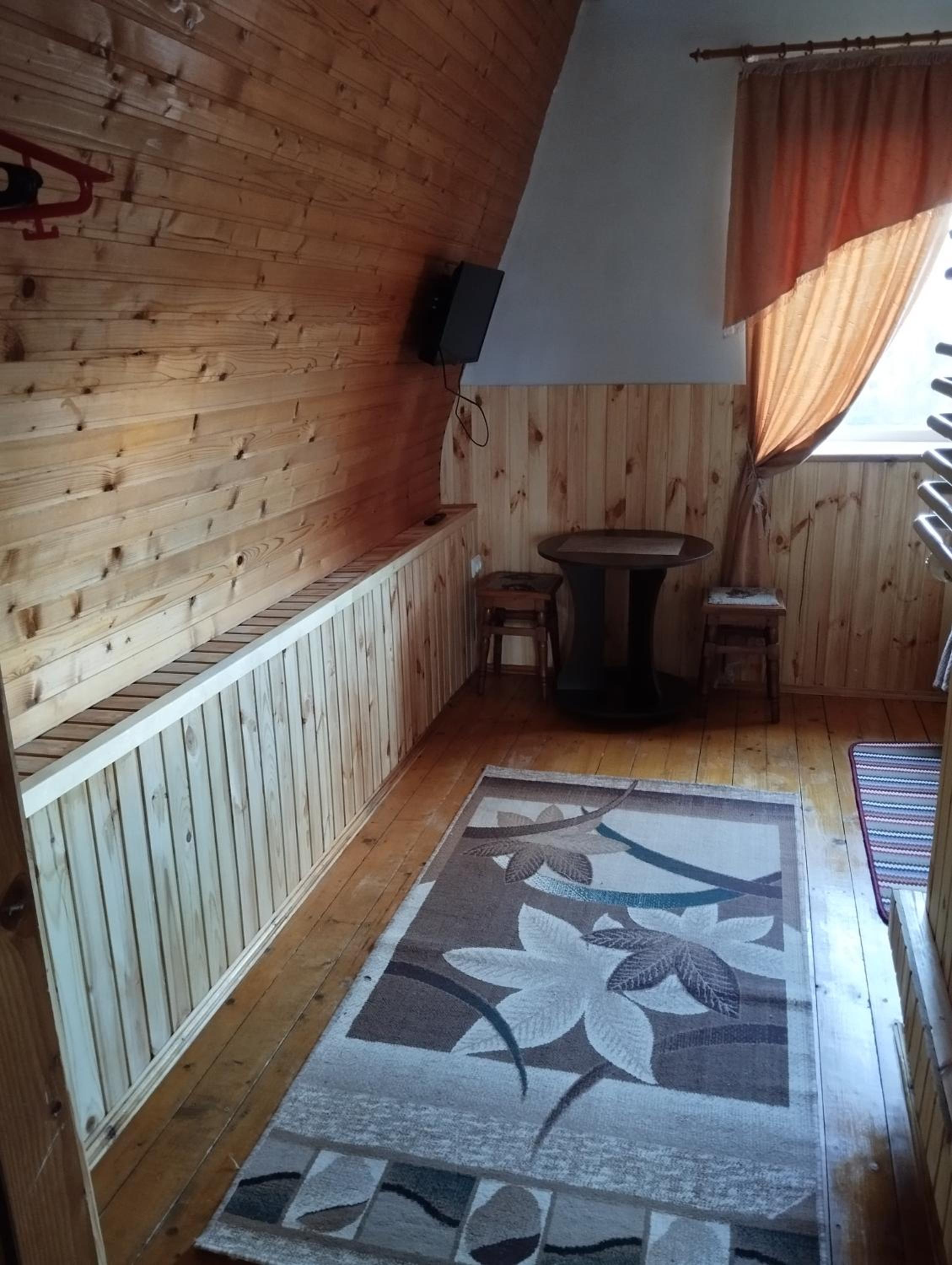 Kolo Druziv view 2